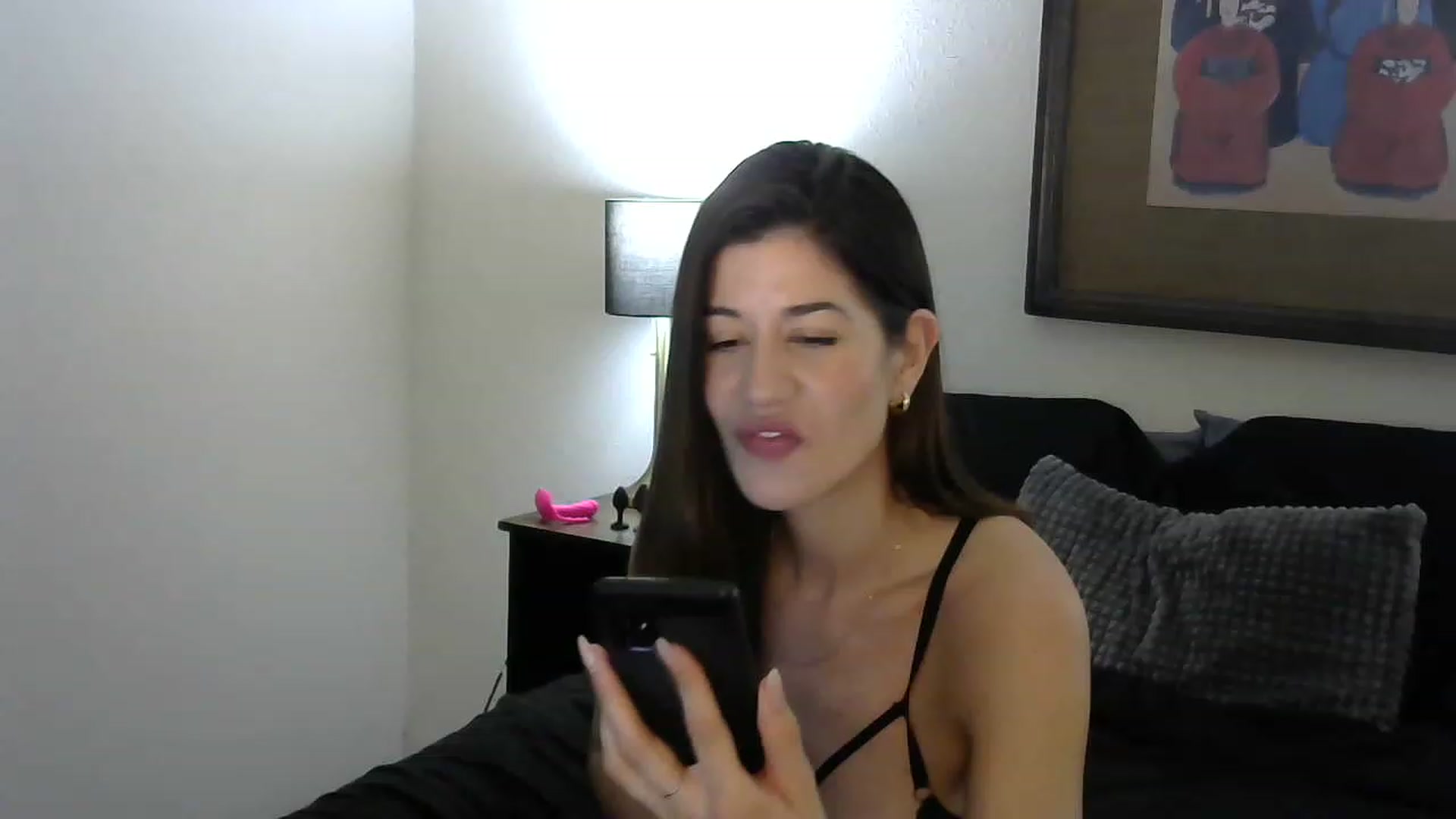 Gallery image thumbnail from Jeselle_Vega's myfreecams stream on, 12/30/2022, 22:42 image 14 of 20