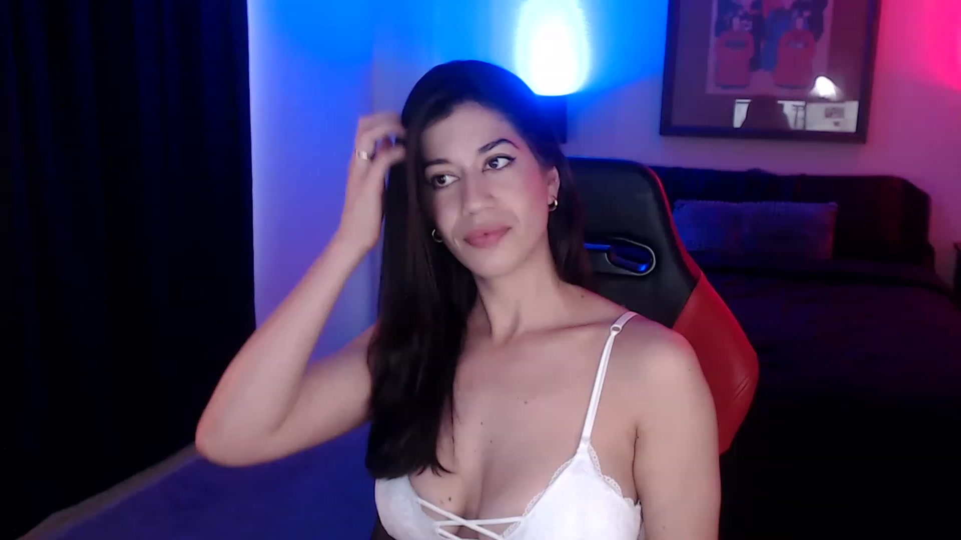 Gallery image thumbnail from Jeselle_Vega's myfreecams stream on, 01/12/2023, 18:24 image 15 of 20