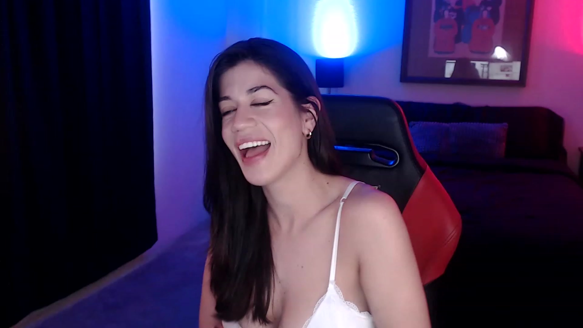 Gallery image thumbnail from Jeselle_Vega's myfreecams stream on, 01/12/2023, 18:24 image 16 of 20