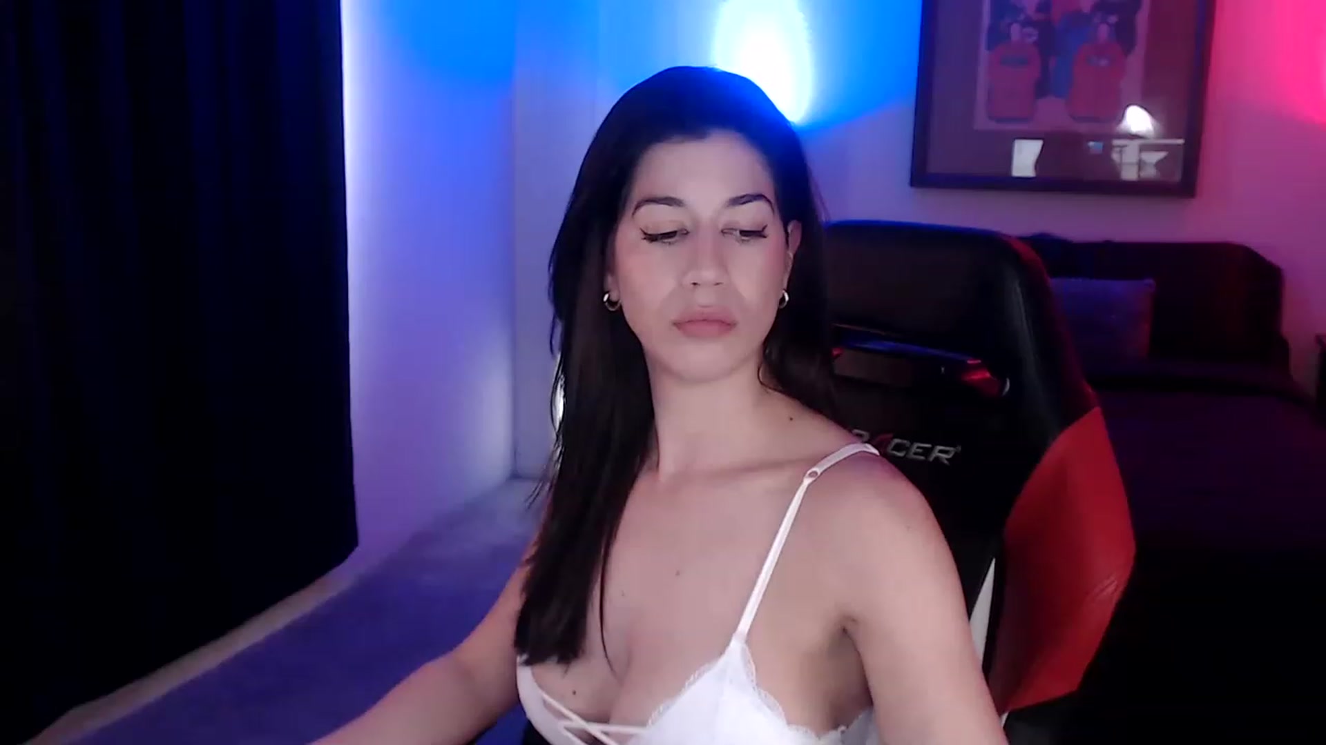 Gallery image thumbnail from Jeselle_Vega's myfreecams stream on, 01/12/2023, 18:24 image 5 of 20