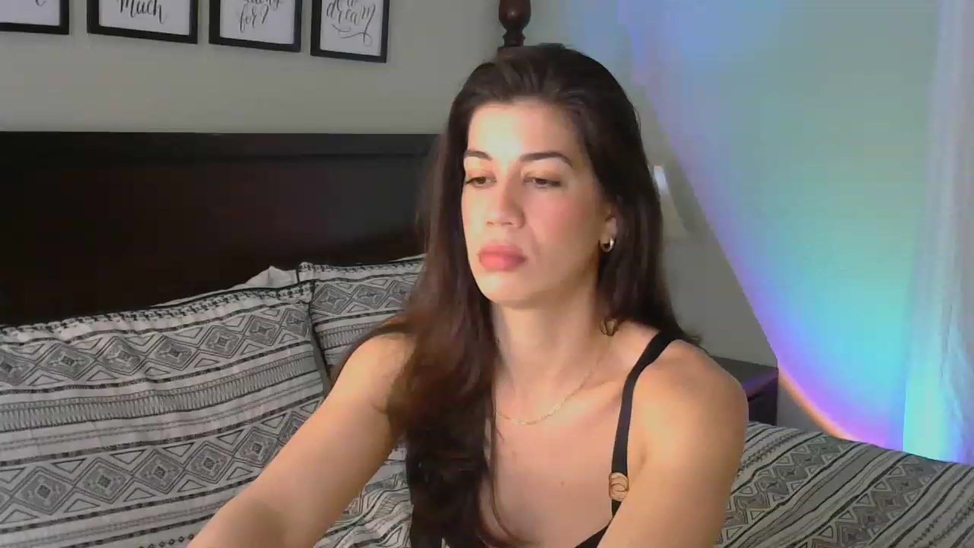 Gallery image thumbnail from Jeselle_Vega's myfreecams stream on, 02/13/2023, 14:58 image 17 of 20