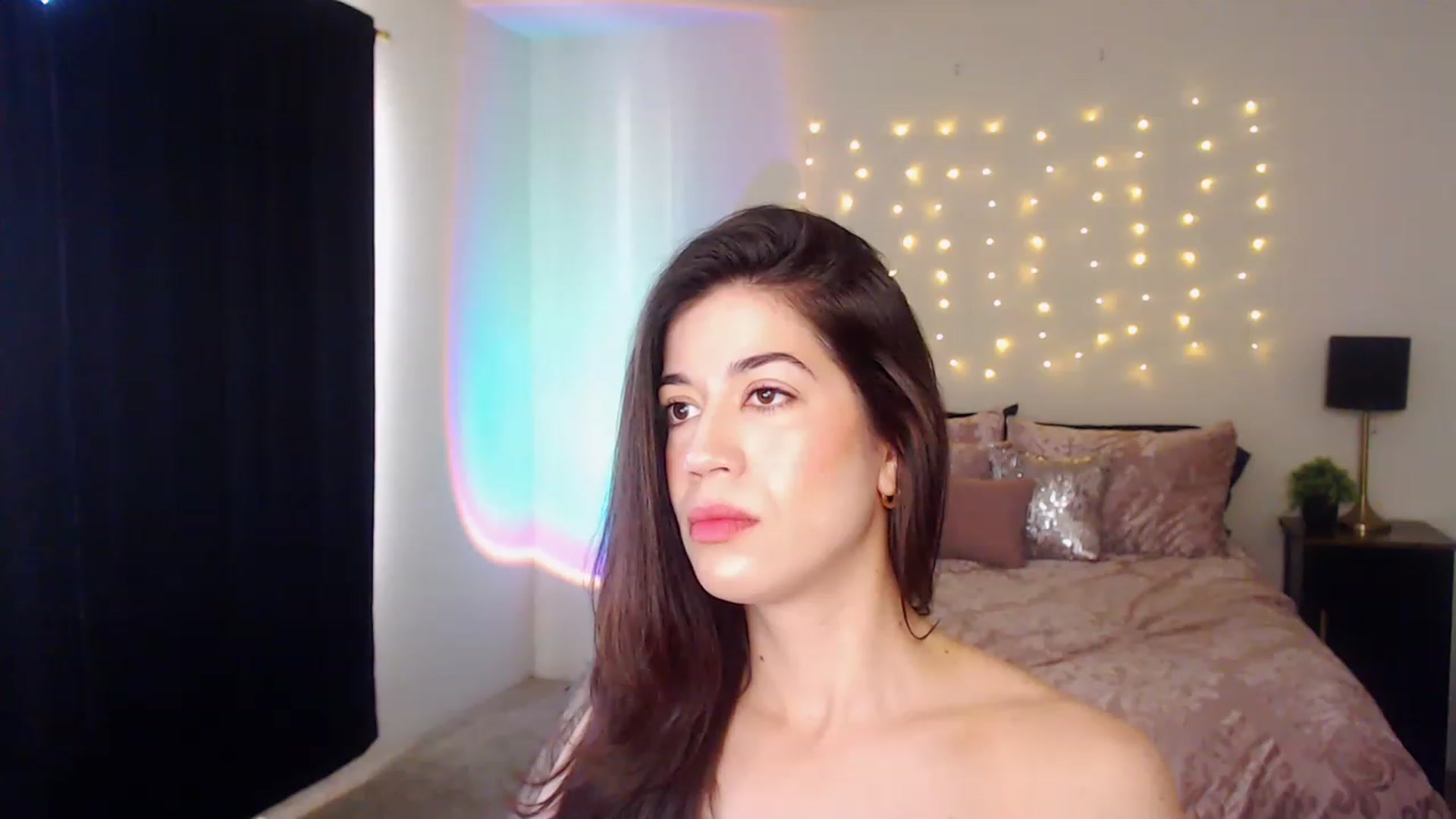Gallery image thumbnail from Jeselle_Vega's myfreecams stream on, 02/17/2023, 15:16 image 4 of 20
