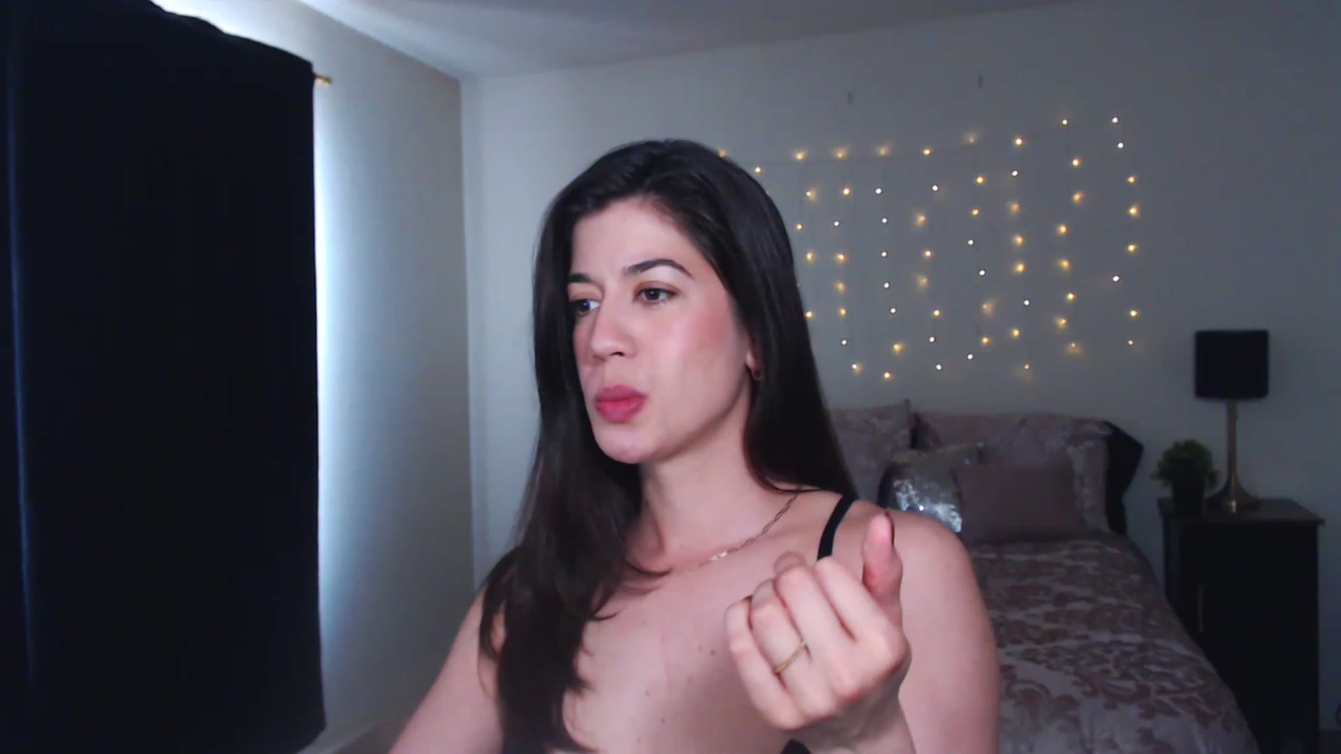Gallery image thumbnail from Jeselle_Vega's myfreecams stream on, 02/27/2023, 17:58 image 19 of 20