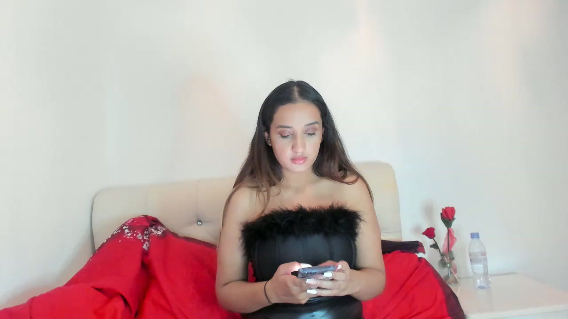 Gallery image thumbnail from JesicaCoper's myfreecams stream on, 12/29/2022, 22:25 image 2 of 20