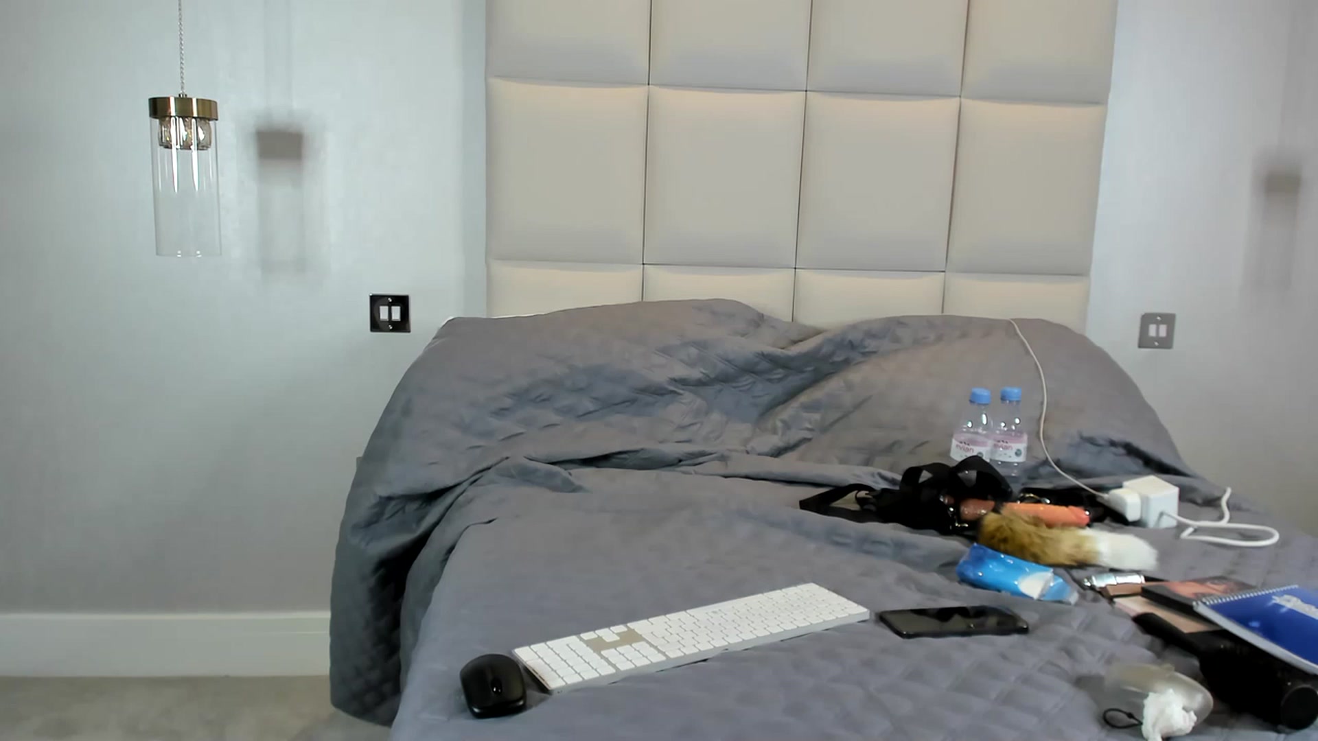 Gallery image thumbnail from JesicaCoper's myfreecams stream on, 02/22/2023, 16:07 image 3 of 20