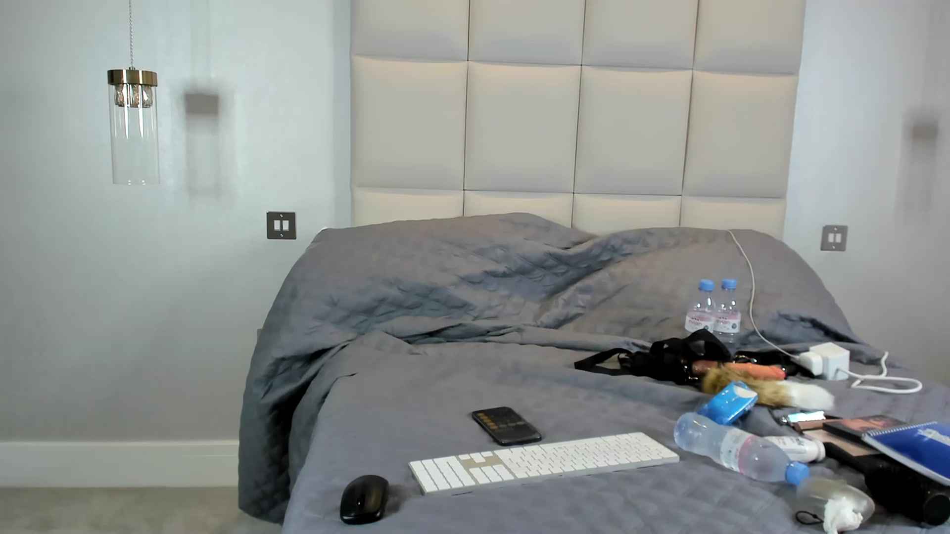 Gallery image thumbnail from JesicaCoper's myfreecams stream on, 02/22/2023, 16:07 image 6 of 20