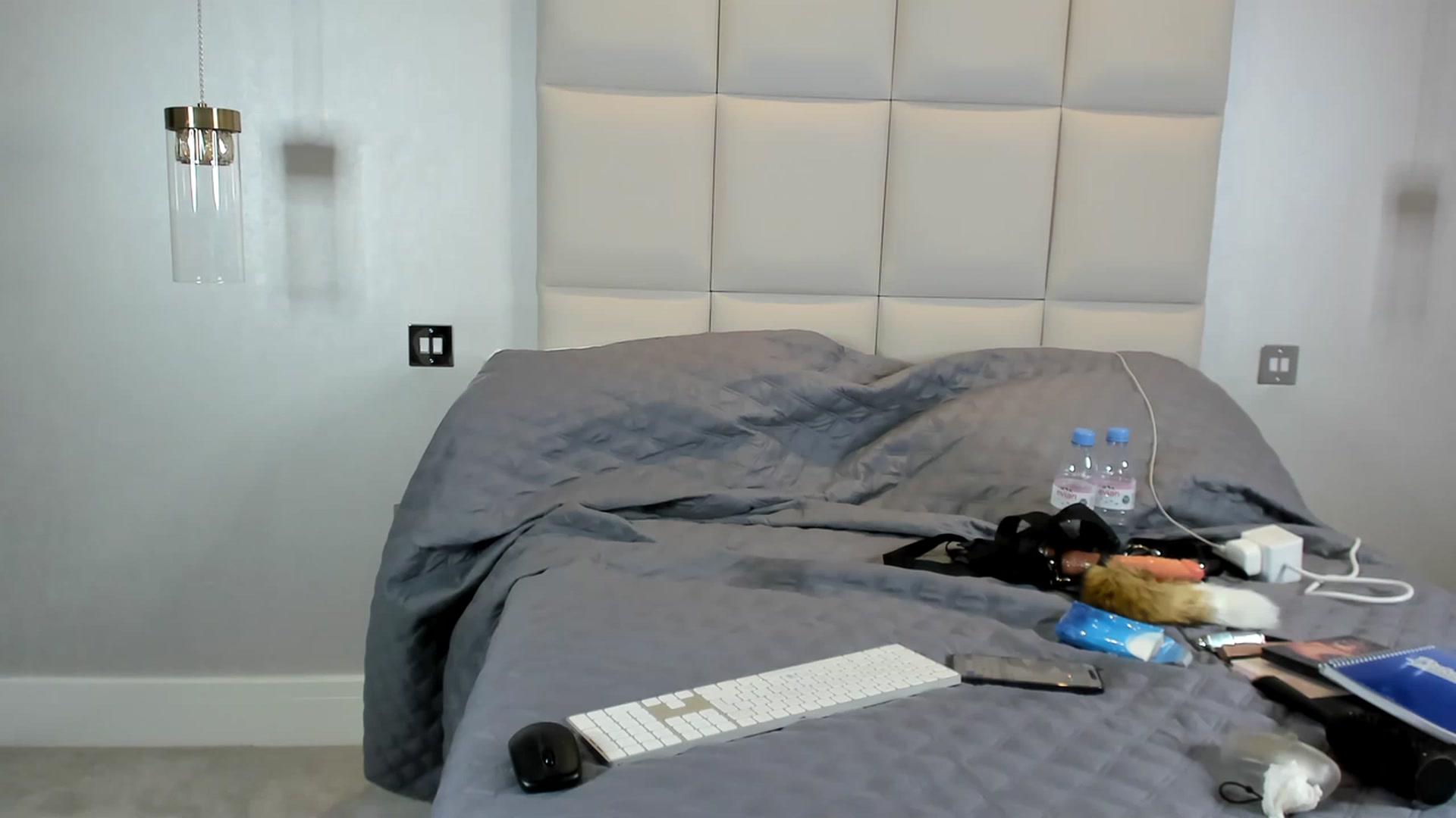 Gallery image thumbnail from JesicaCoper's myfreecams stream on, 02/22/2023, 16:07 image 4 of 20