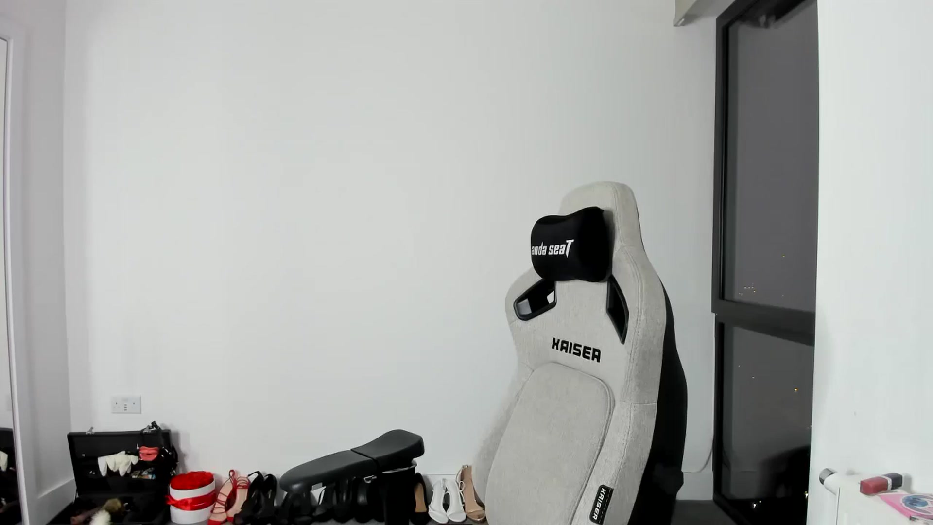 Gallery image thumbnail from JesicaCoper's myfreecams stream on, 04/28/2026, 03:06 image 8 of 20