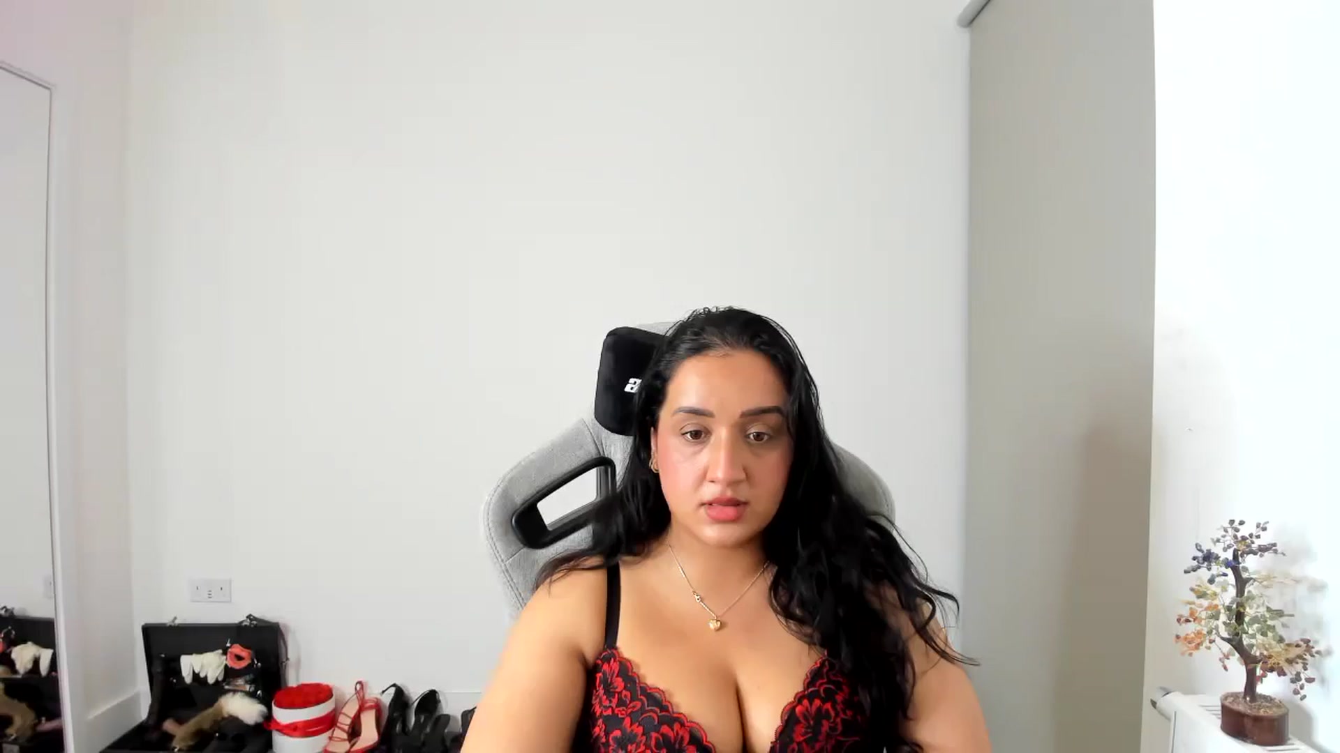 Gallery image thumbnail from JesicaCoper's myfreecams stream on, 05/07/2026, 23:57 image 16 of 20