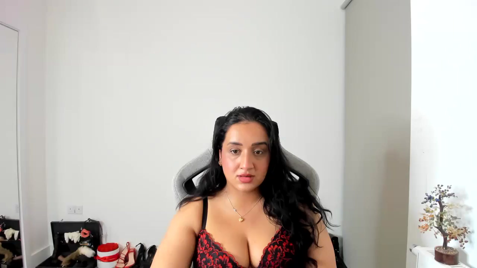 Gallery image thumbnail from JesicaCoper's myfreecams stream on, 05/07/2026, 23:57 image 14 of 20