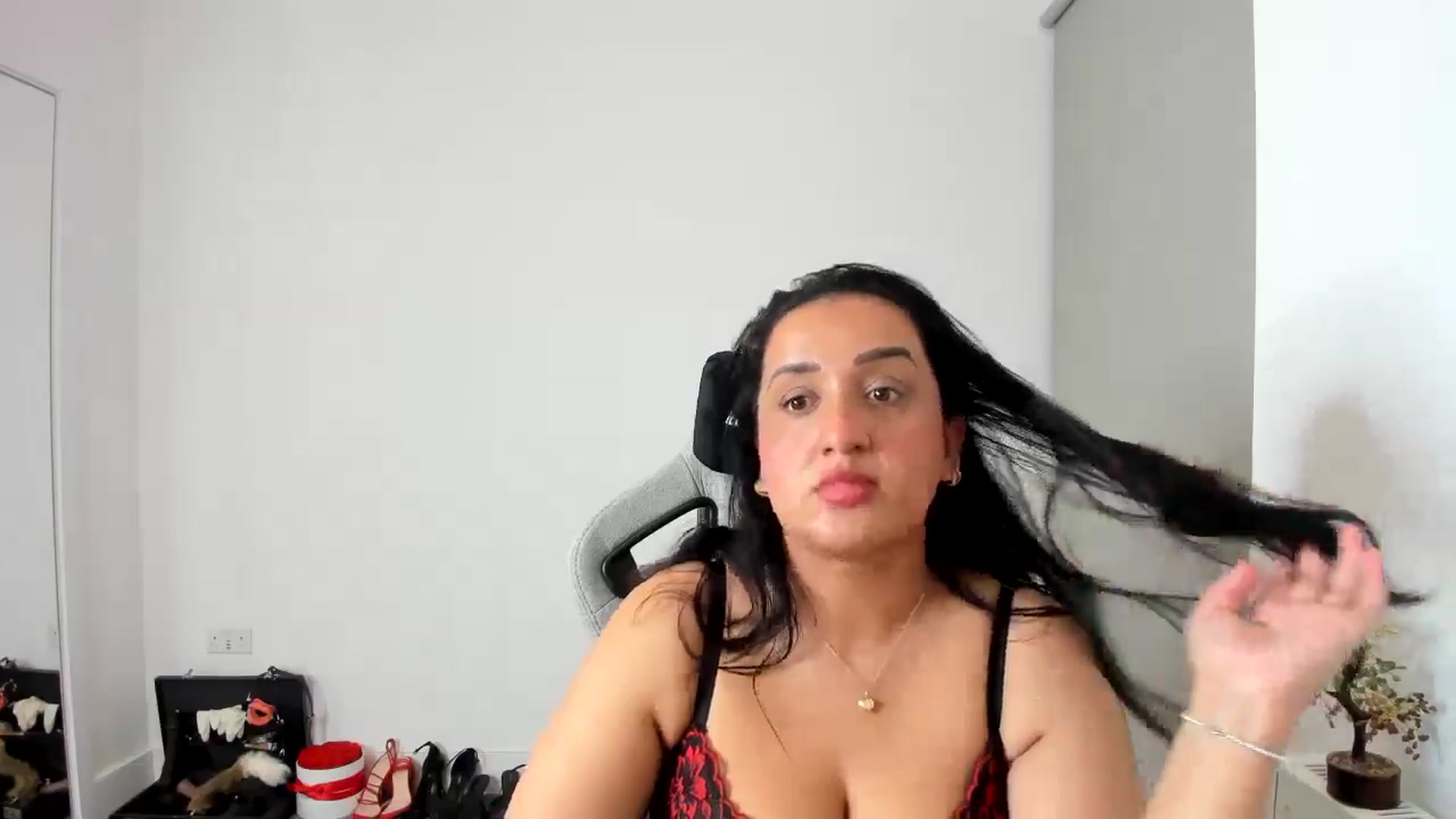 Gallery image thumbnail from JesicaCoper's myfreecams stream on, 05/08/2026, 01:01 image 11 of 20