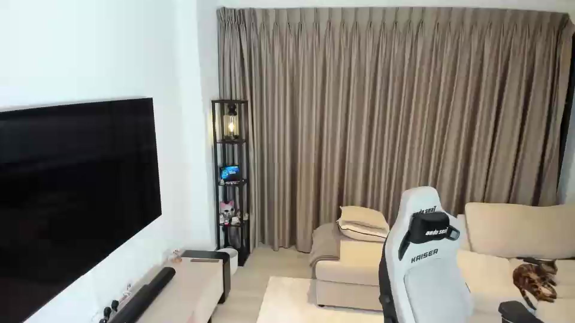 Gallery image thumbnail from JesicaCoper's myfreecams stream on, 06/04/2026, 01:40 image 8 of 20