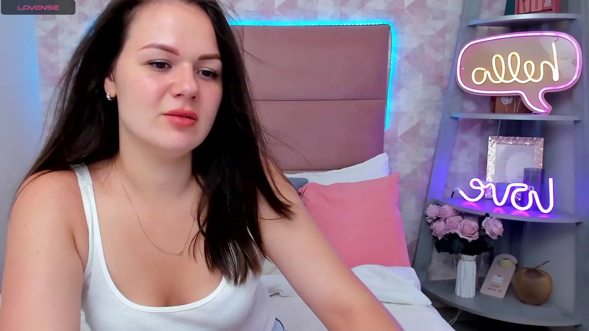 Gallery image thumbnail from JessMalibu's myfreecams stream on, 08/29/2023, 11:04 image 12 of 20