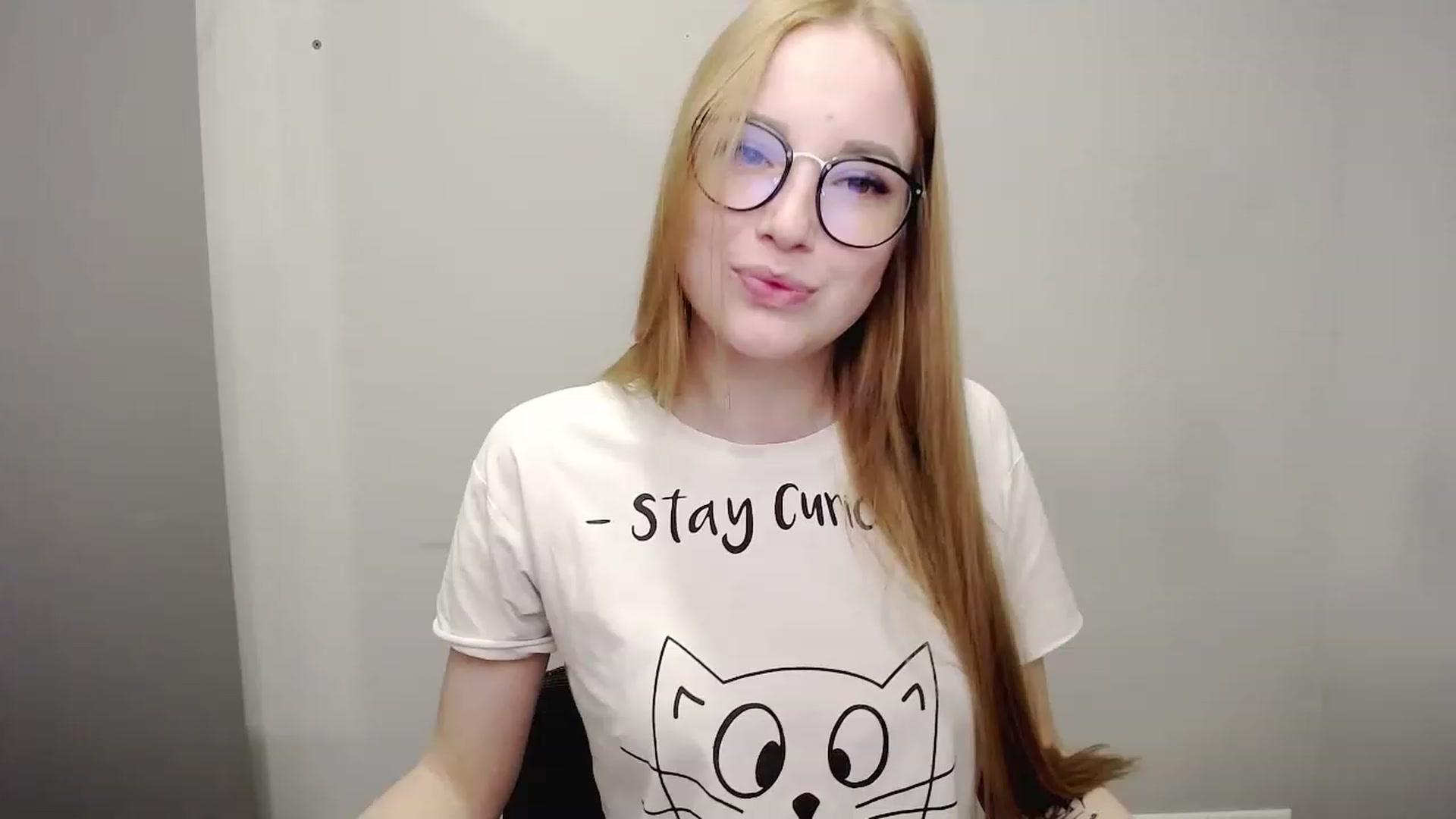 Gallery image thumbnail from JessPretty_'s myfreecams stream on, 04/08/2023, 01:55 image 10 of 20