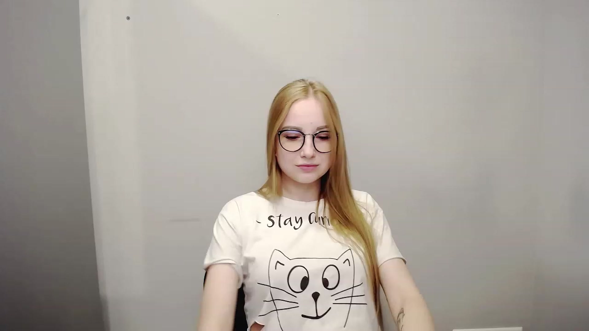 Gallery image thumbnail from JessPretty_'s myfreecams stream on, 04/08/2023, 01:55 image 19 of 20