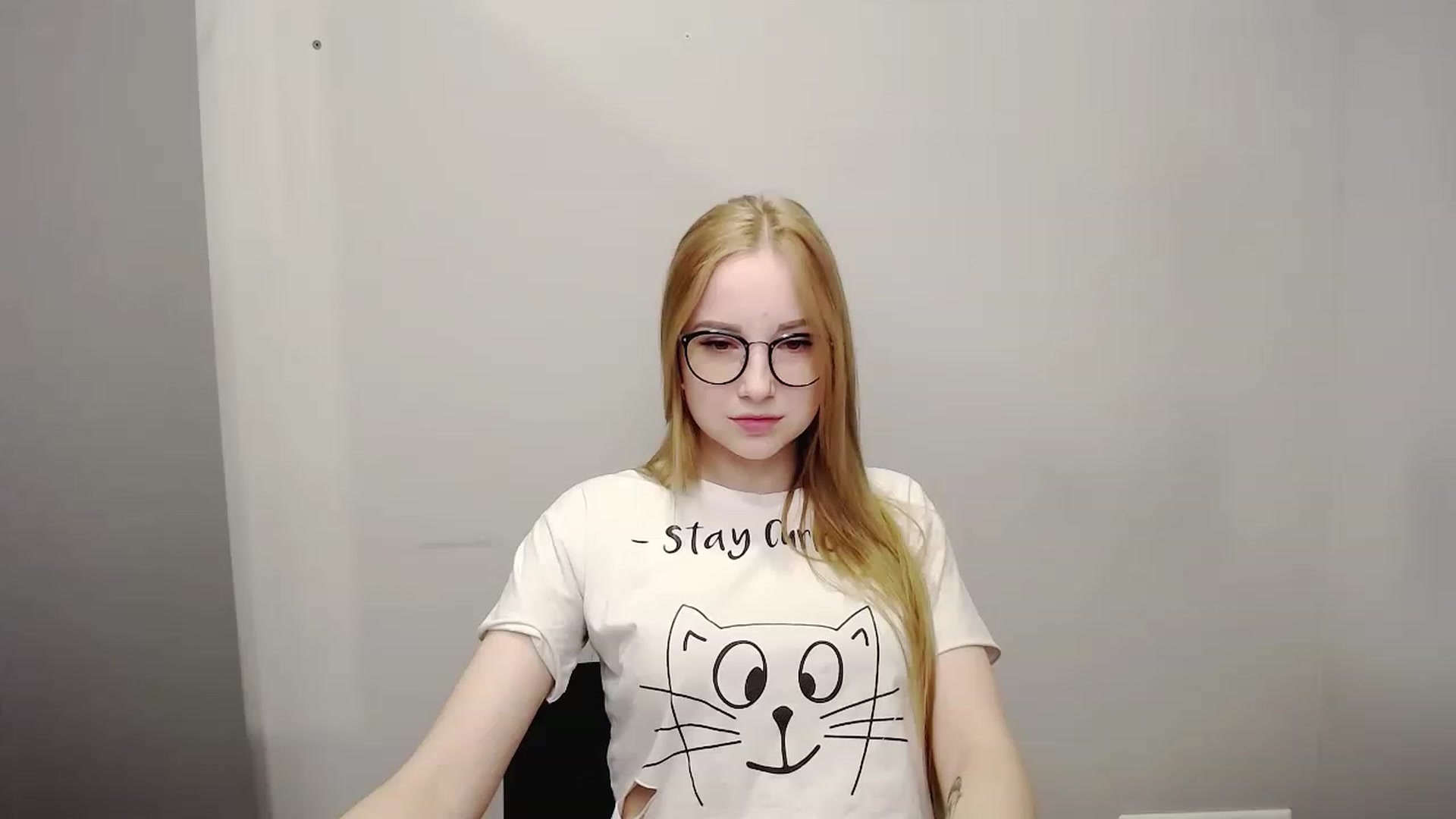 Gallery image thumbnail from JessPretty_'s myfreecams stream on, 04/08/2023, 01:55 image 18 of 20