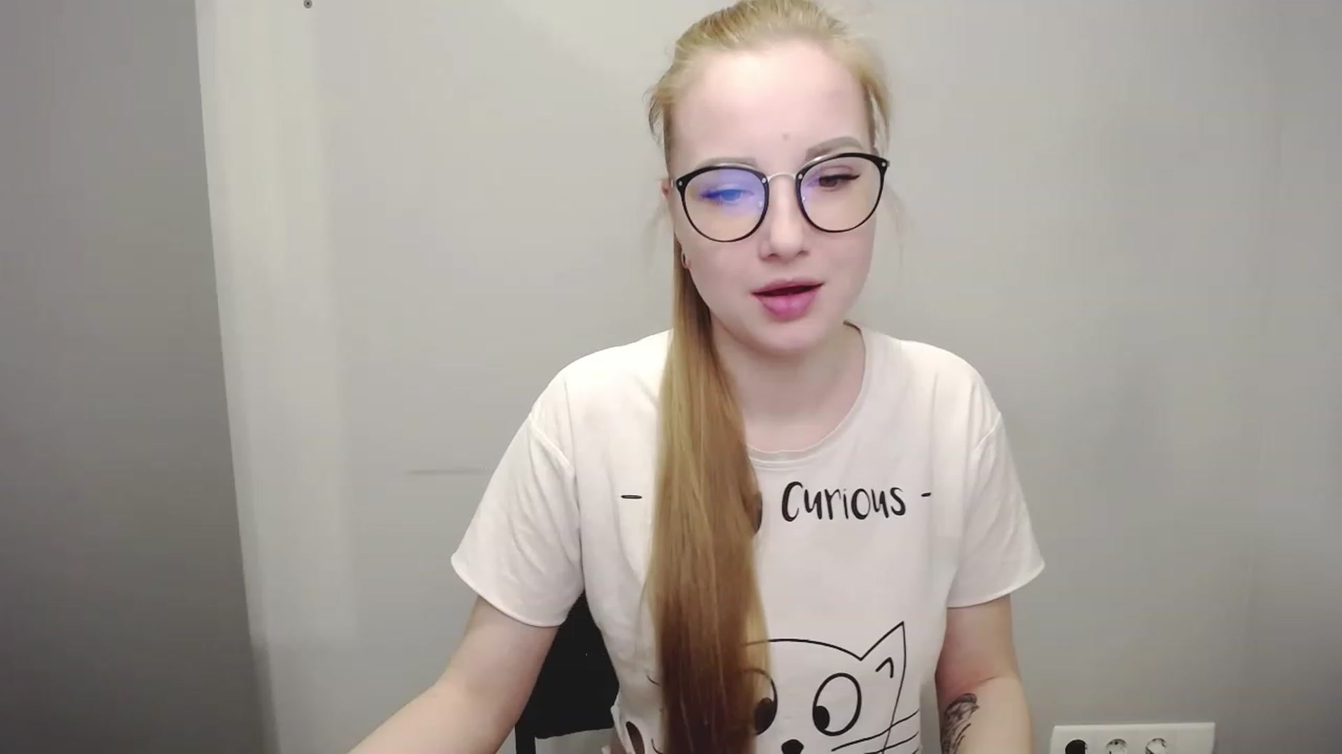 Gallery image thumbnail from JessPretty_'s myfreecams stream on, 04/20/2023, 01:27 image 9 of 20