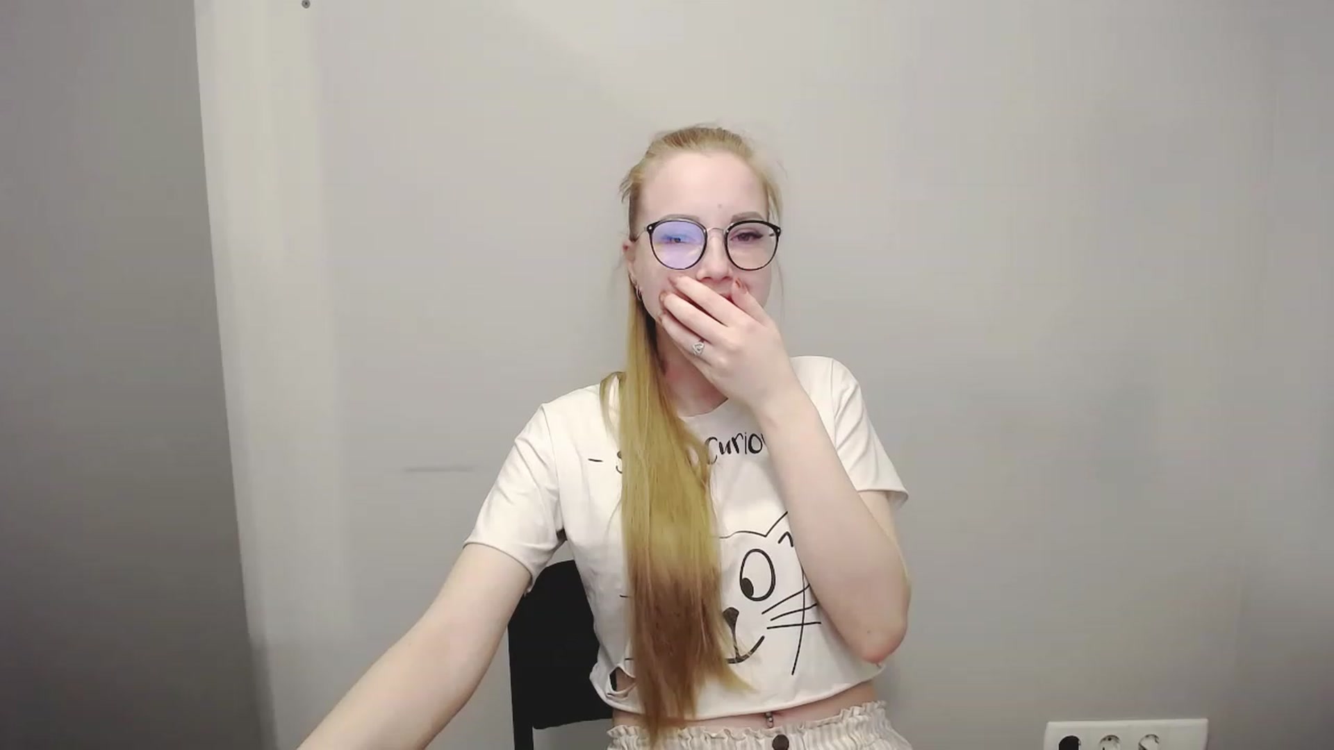Gallery image thumbnail from JessPretty_'s myfreecams stream on, 04/20/2023, 01:27 image 16 of 20