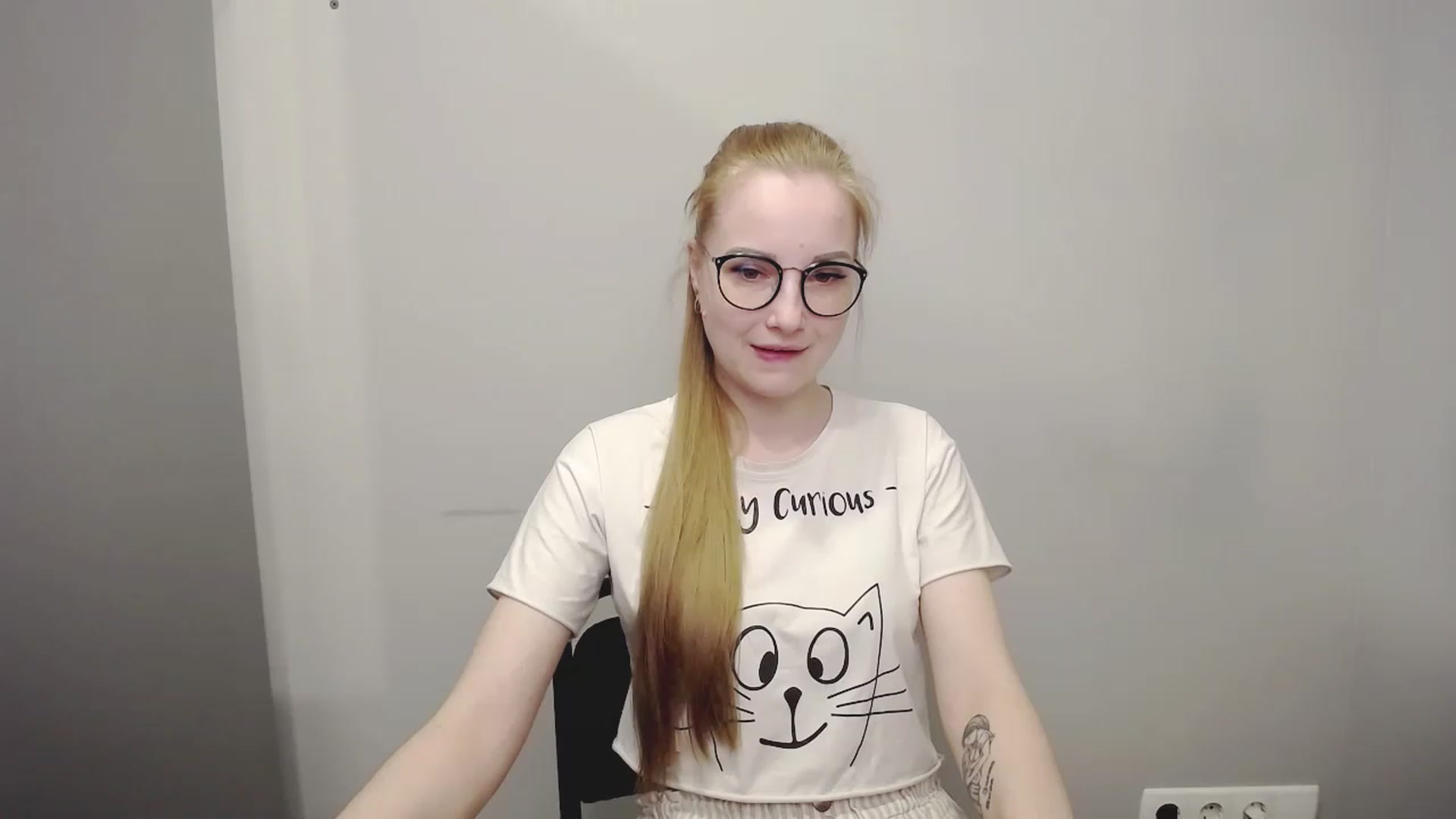 Gallery image thumbnail from JessPretty_'s myfreecams stream on, 04/20/2023, 01:27 image 1 of 20