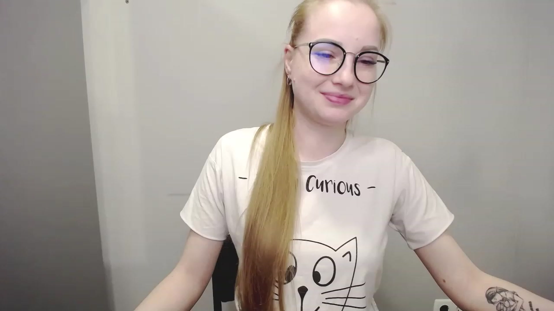 Gallery image thumbnail from JessPretty_'s myfreecams stream on, 04/20/2023, 01:27 image 14 of 20