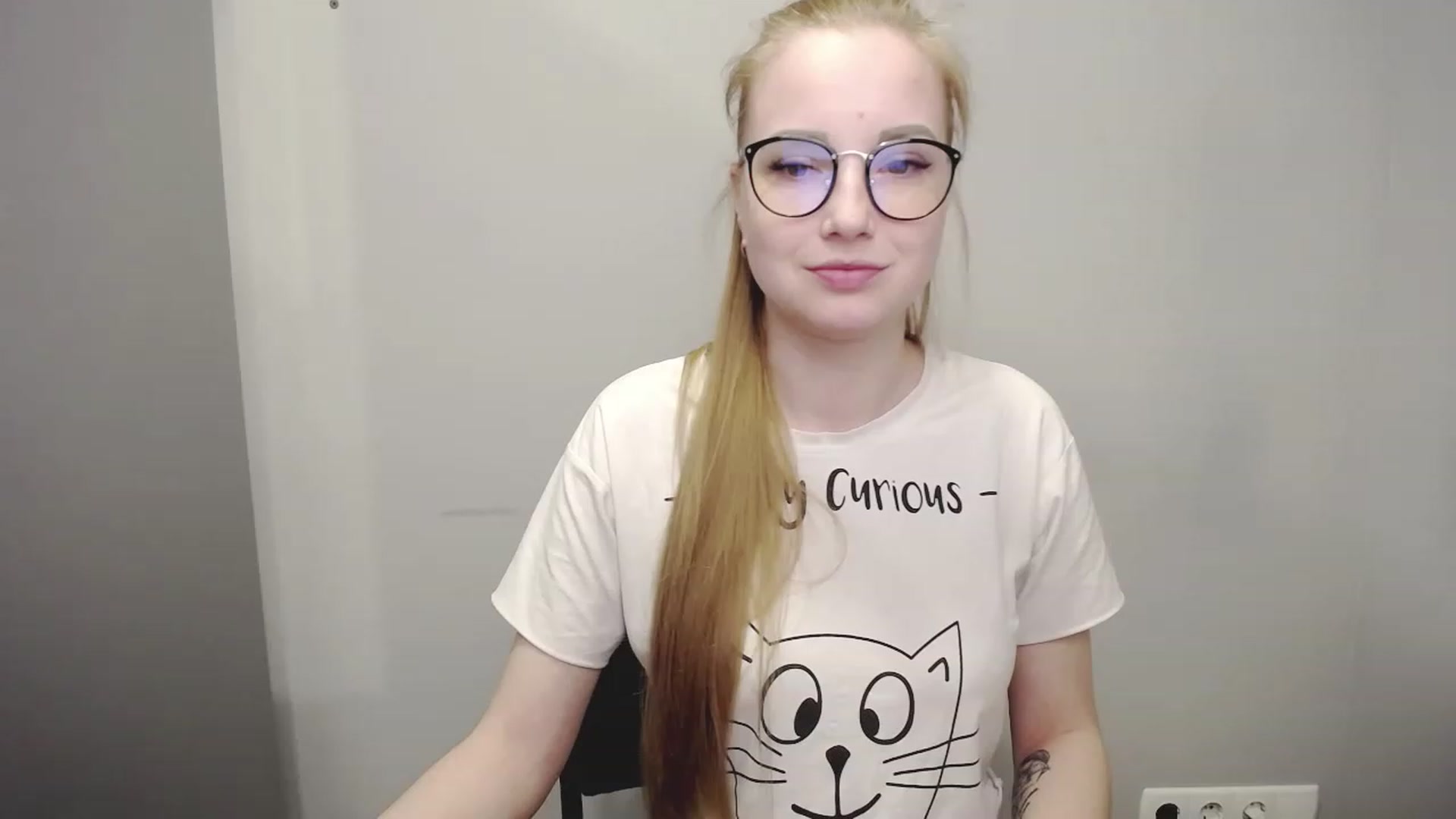 Gallery image thumbnail from JessPretty_'s myfreecams stream on, 04/20/2023, 01:27 image 13 of 20