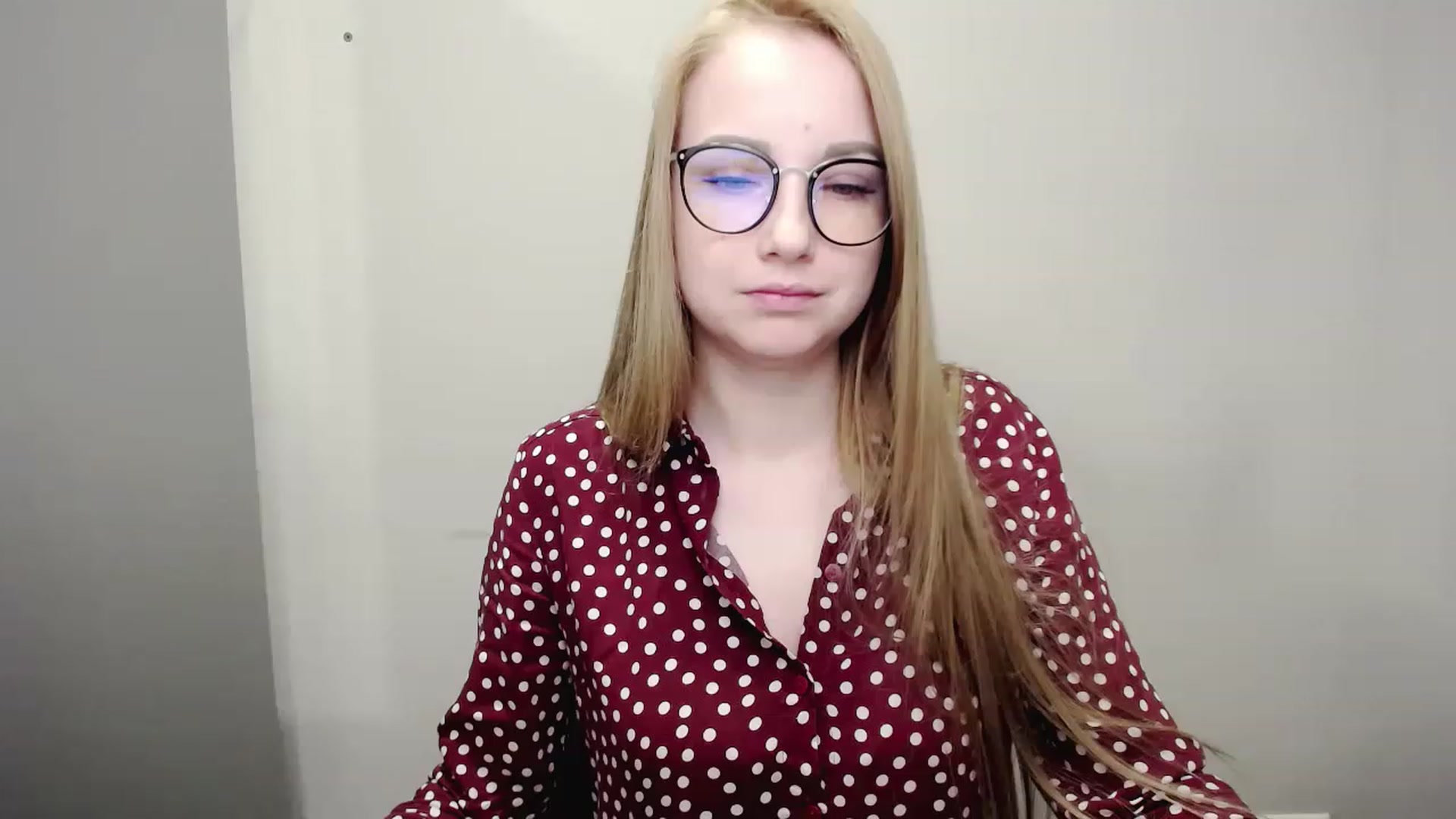 Gallery image thumbnail from JessPretty_'s myfreecams stream on, 05/15/2023, 24:34 image 14 of 20