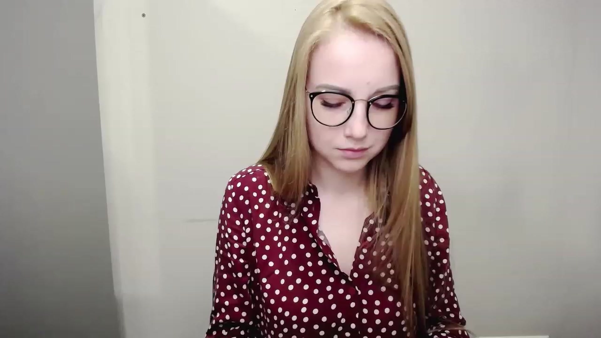 Gallery image thumbnail from JessPretty_'s myfreecams stream on, 05/15/2023, 24:34 image 15 of 20