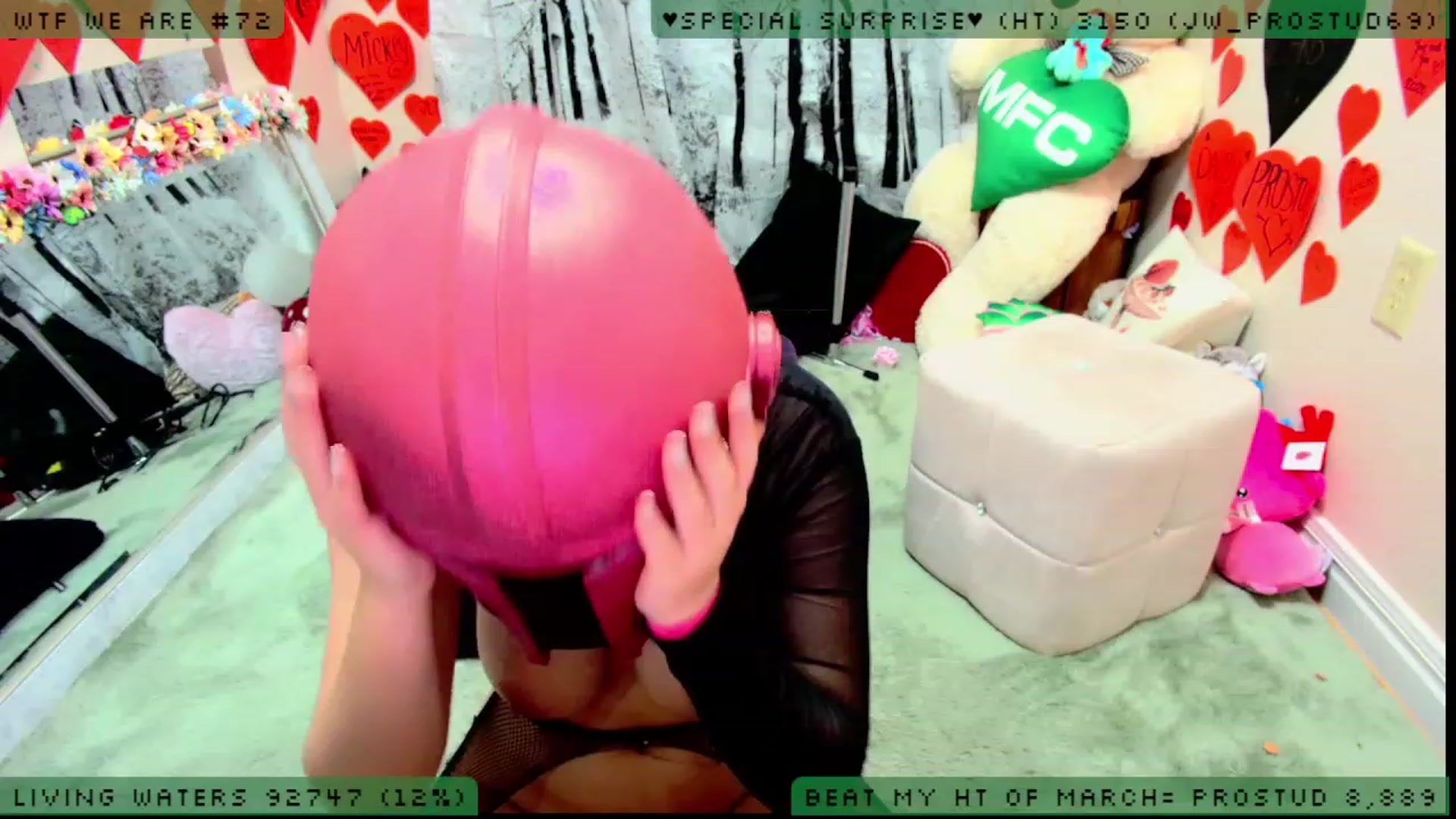 Gallery image thumbnail from JessWhitmore's myfreecams stream on, 03/25/2023, 06:30 image 13 of 20