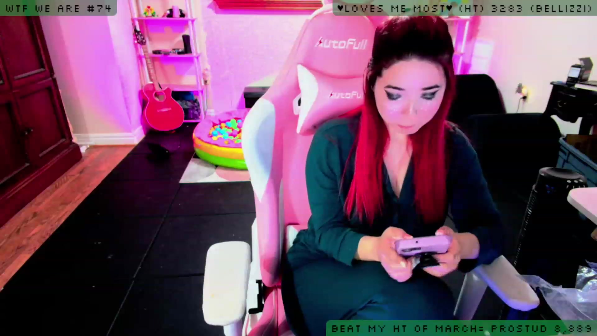 Gallery image thumbnail from JessWhitmore's myfreecams stream on, 03/29/2023, 06:20 image 17 of 20