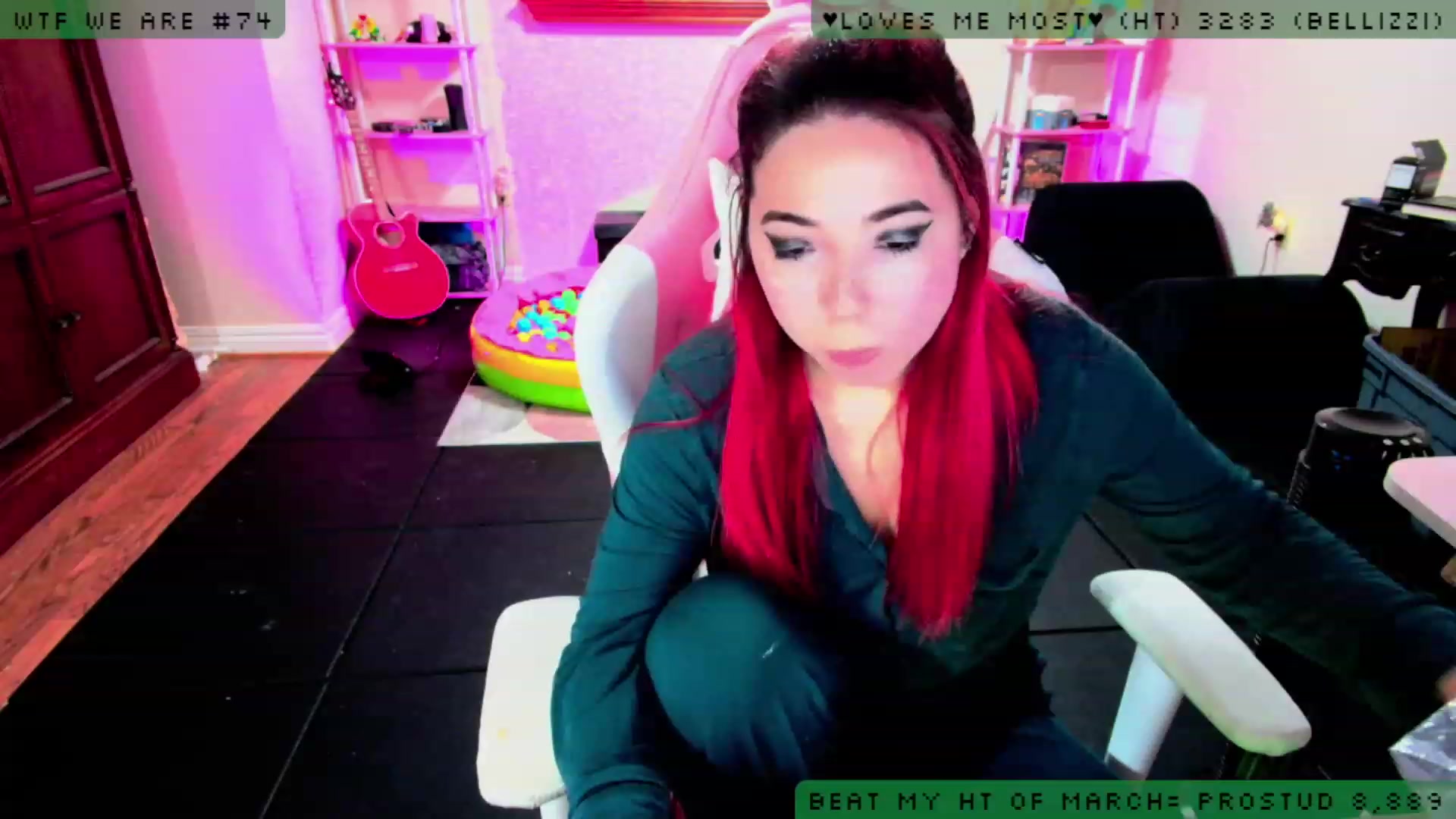 Gallery image thumbnail from JessWhitmore's myfreecams stream on, 03/29/2023, 06:20 image 15 of 20