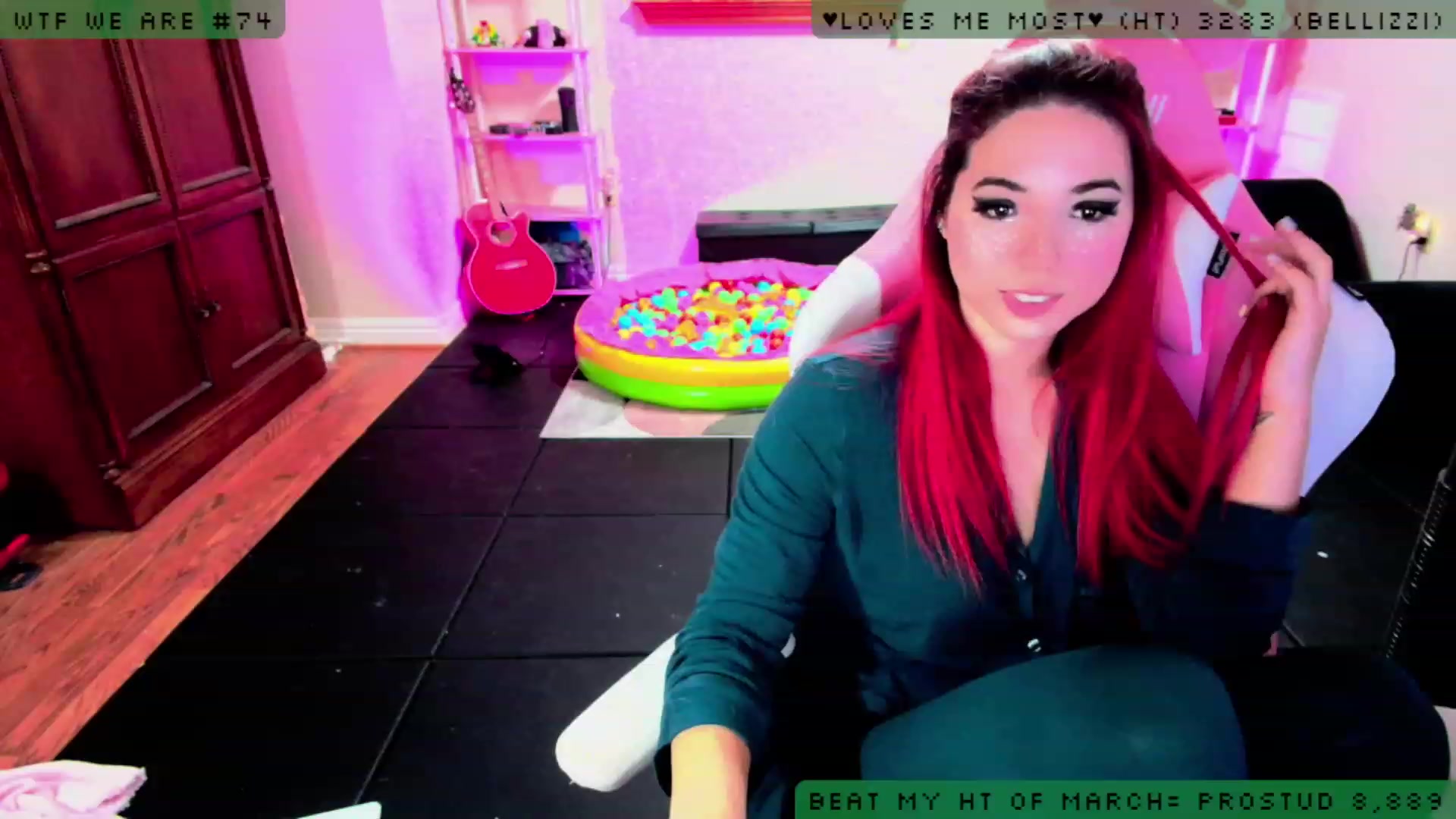 Gallery image thumbnail from JessWhitmore's myfreecams stream on, 03/29/2023, 06:20 image 13 of 20