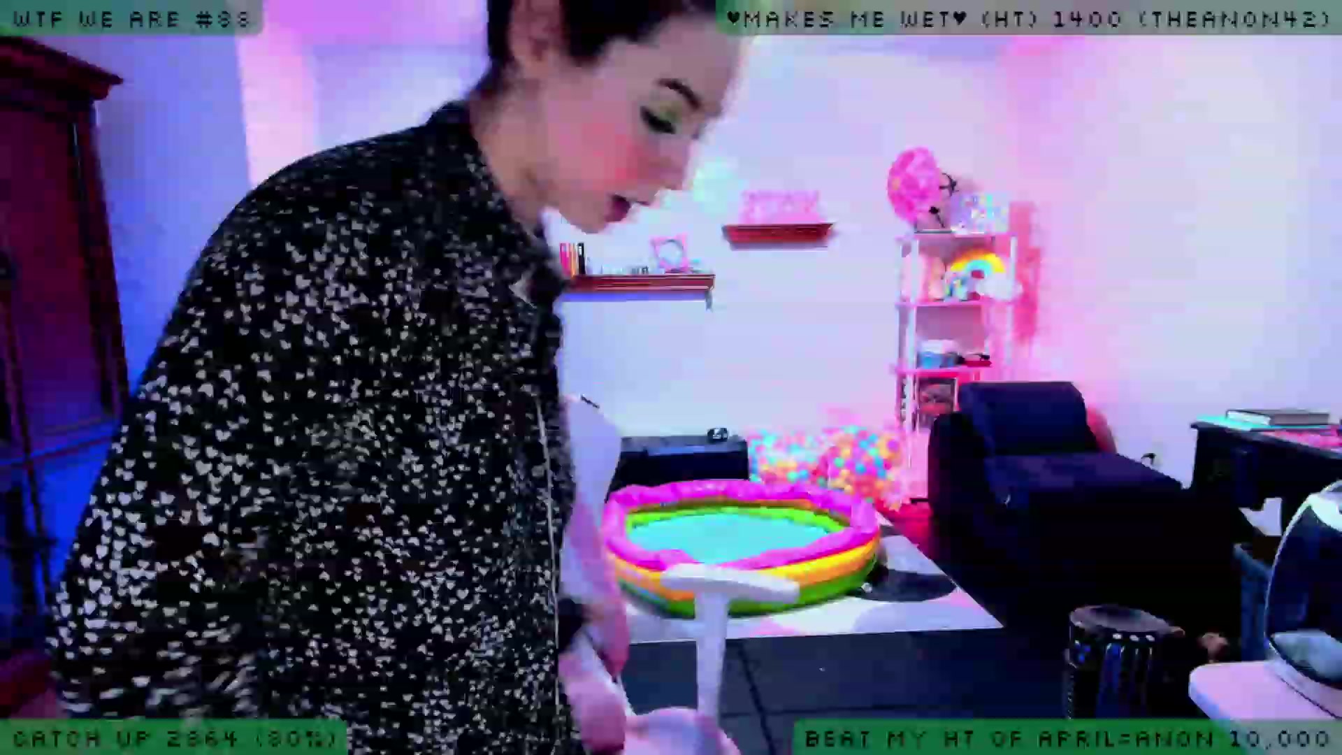 Gallery image thumbnail from JessWhitmore's myfreecams stream on, 04/12/2023, 07:03 image 2 of 20