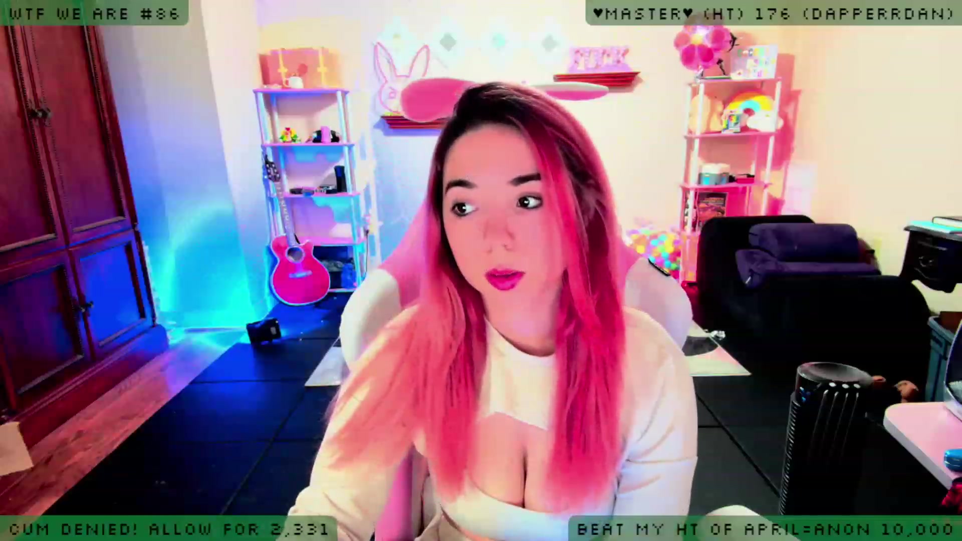 Gallery image thumbnail from JessWhitmore's myfreecams stream on, 04/14/2023, 04:15 image 2 of 20