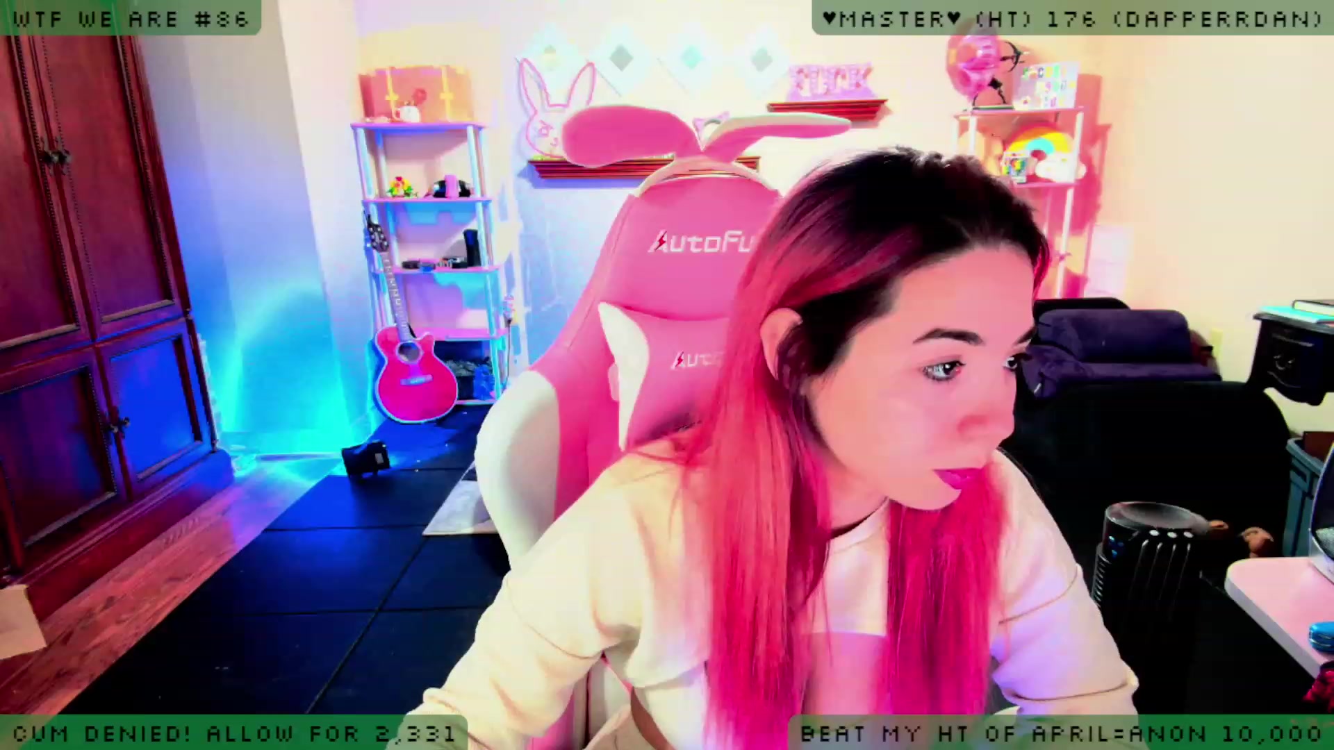 Gallery image thumbnail from JessWhitmore's myfreecams stream on, 04/14/2023, 04:15 image 1 of 20