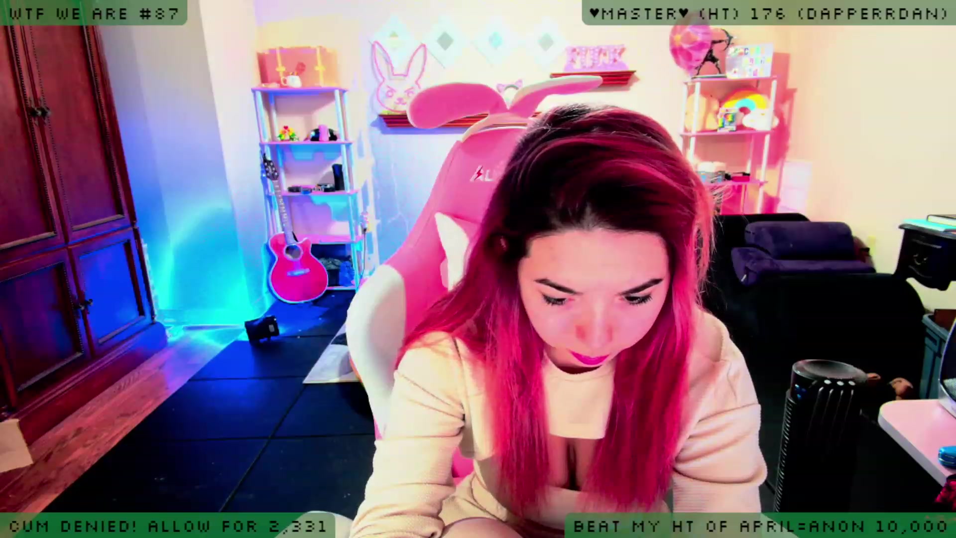 Gallery image thumbnail from JessWhitmore's myfreecams stream on, 04/14/2023, 04:15 image 6 of 20