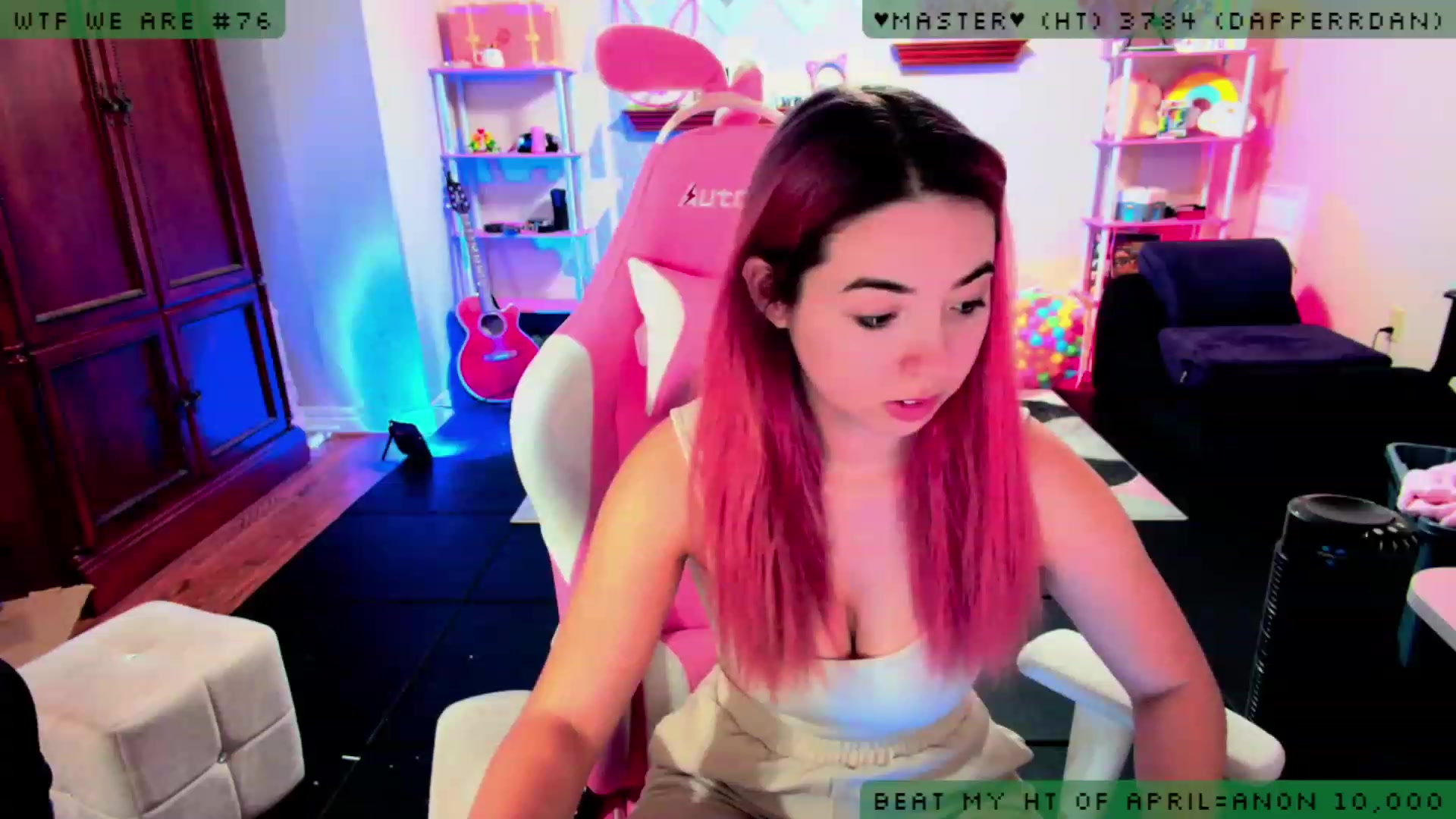 Gallery image thumbnail from JessWhitmore's myfreecams stream on, 04/14/2023, 06:15 image 19 of 20