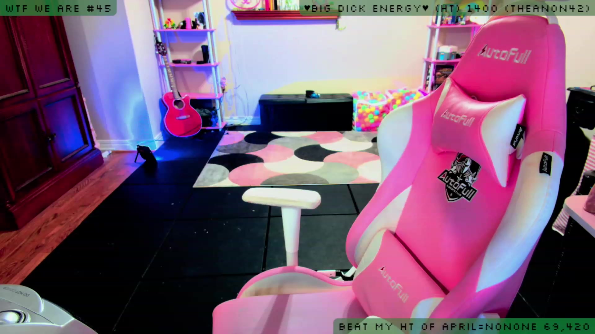 Gallery image thumbnail from JessWhitmore's myfreecams stream on, 04/24/2023, 06:13 image 9 of 20