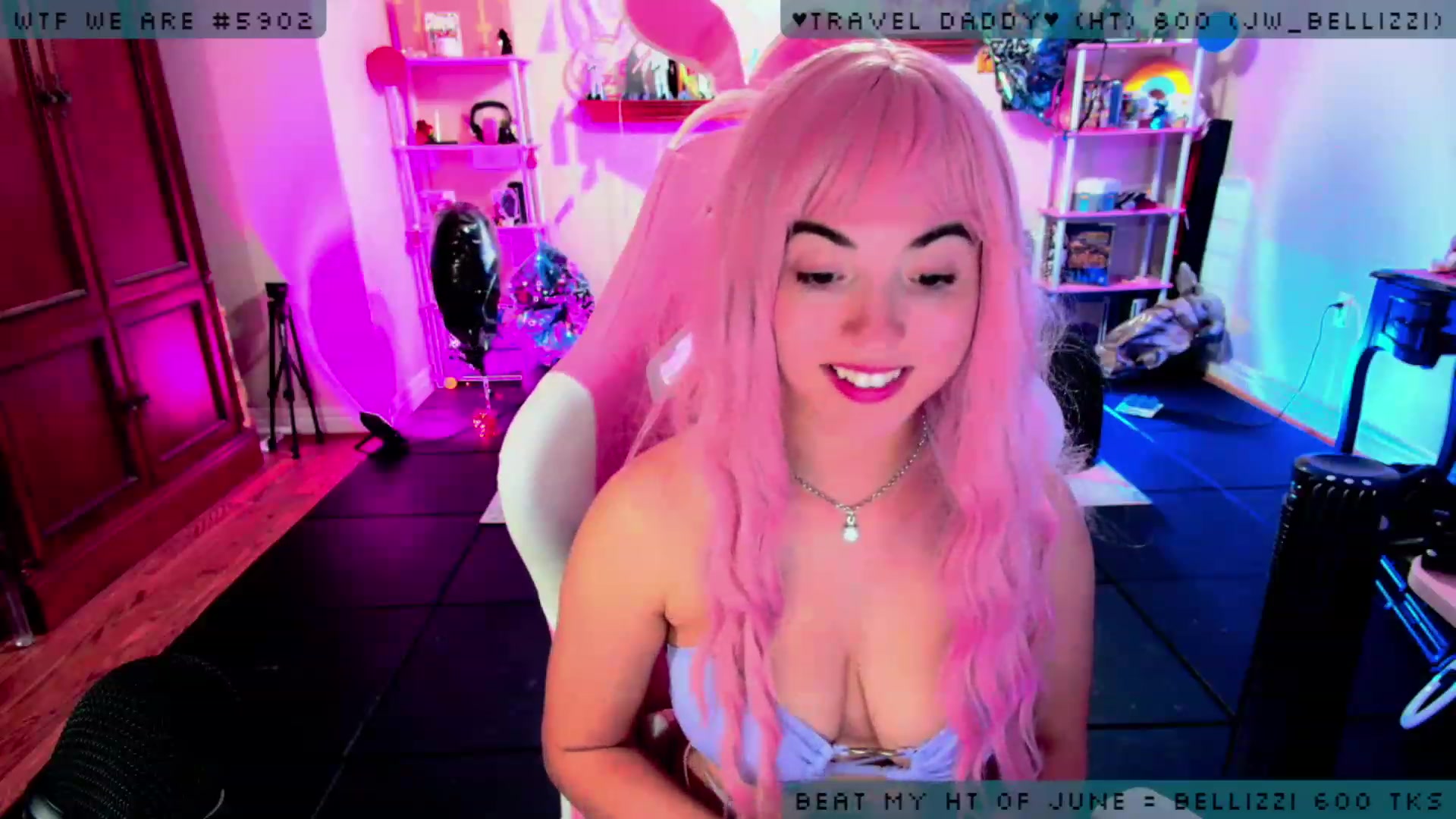 Gallery image thumbnail from JessWhitmore's myfreecams stream on, 06/19/2023, 05:05 image 18 of 20