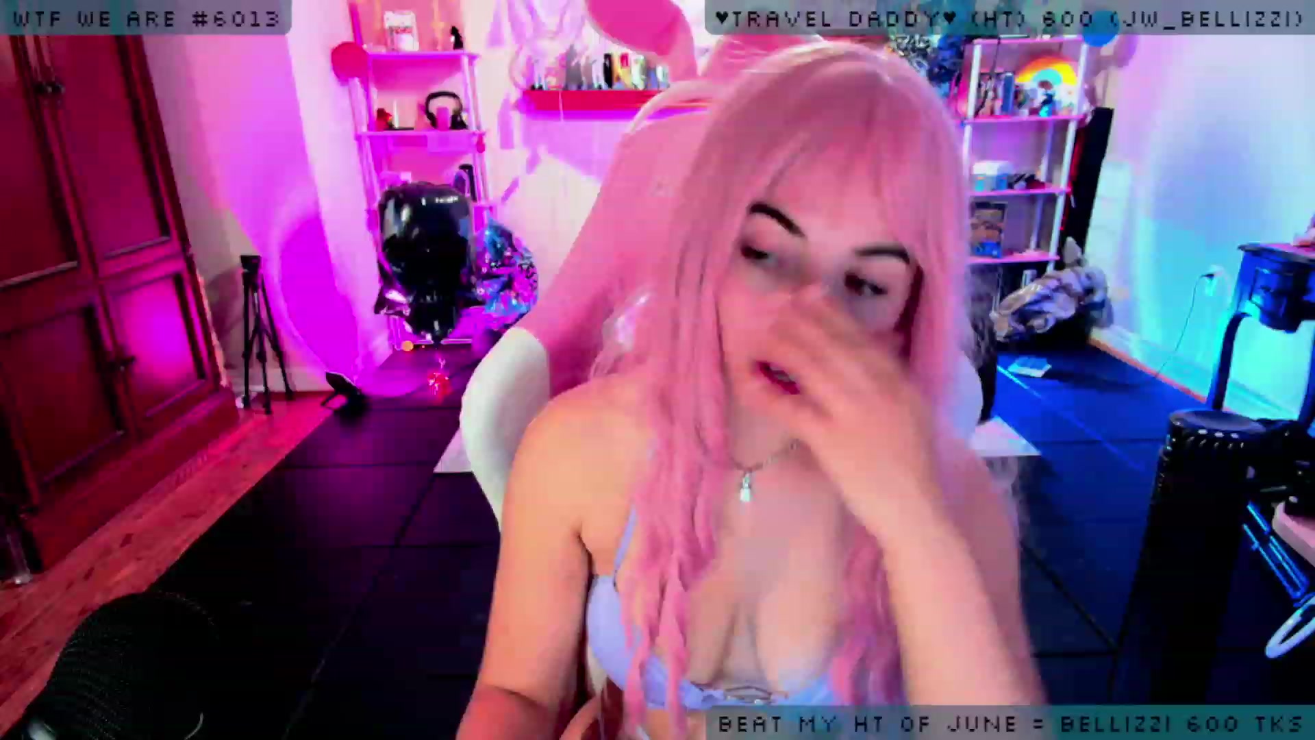 Gallery image thumbnail from JessWhitmore's myfreecams stream on, 06/19/2023, 05:05 image 15 of 20