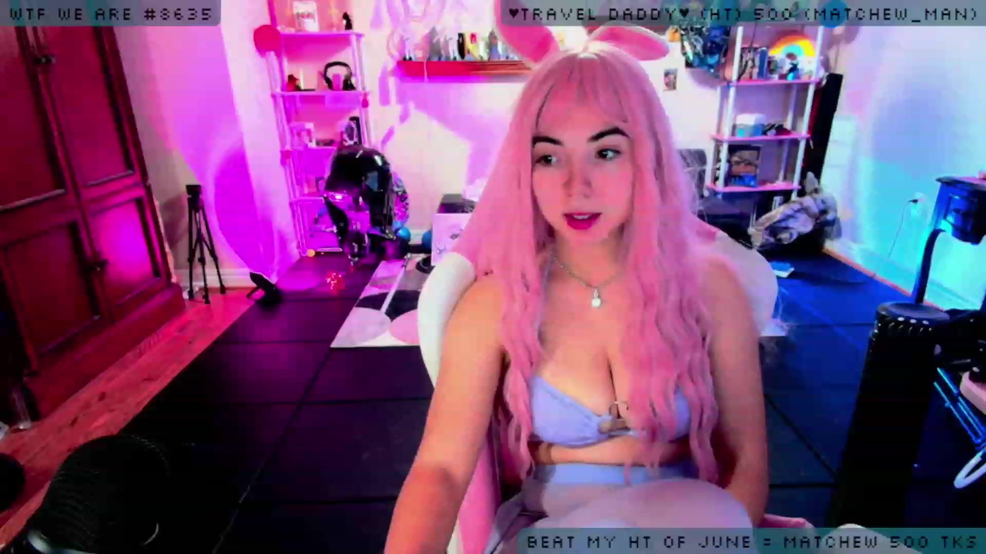 Gallery image thumbnail from JessWhitmore's myfreecams stream on, 06/19/2023, 05:05 image 6 of 20