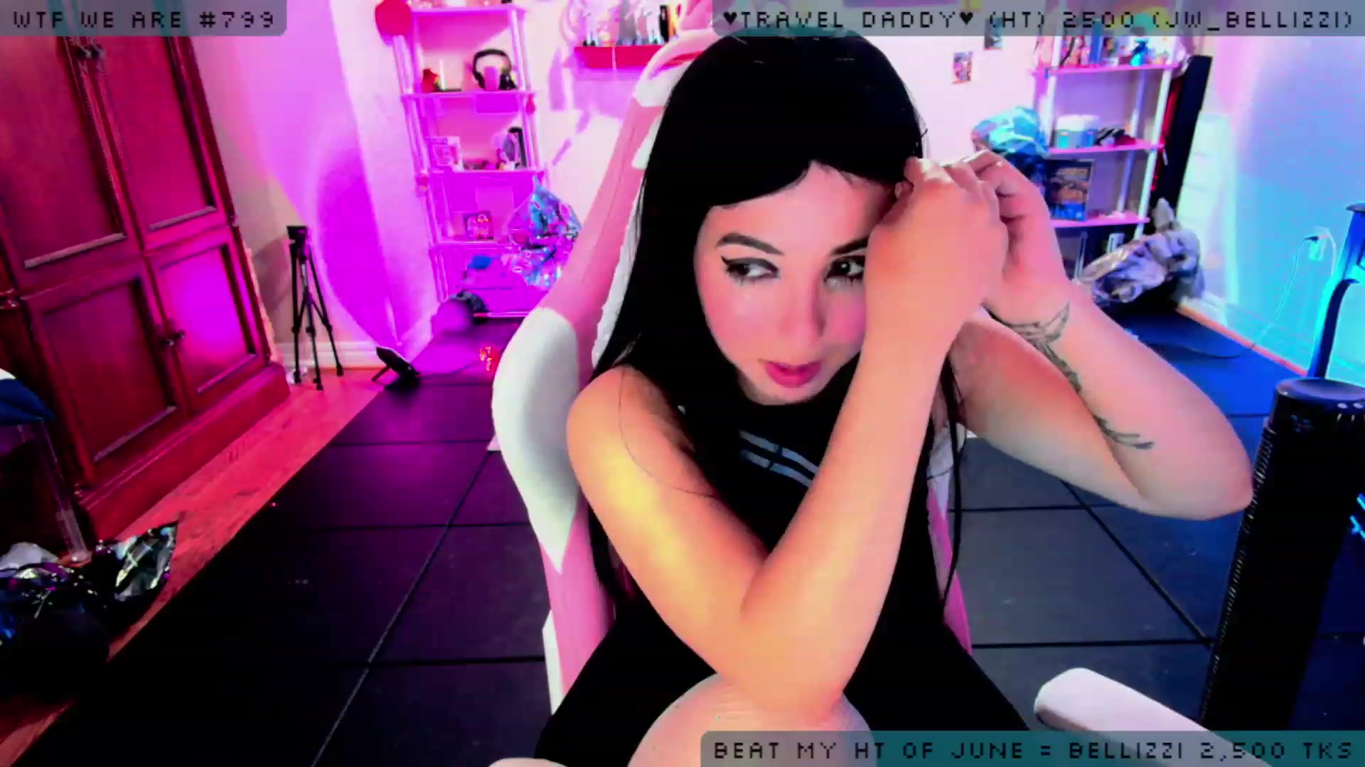 Gallery image thumbnail from JessWhitmore's myfreecams stream on, 06/21/2023, 07:38 image 6 of 20