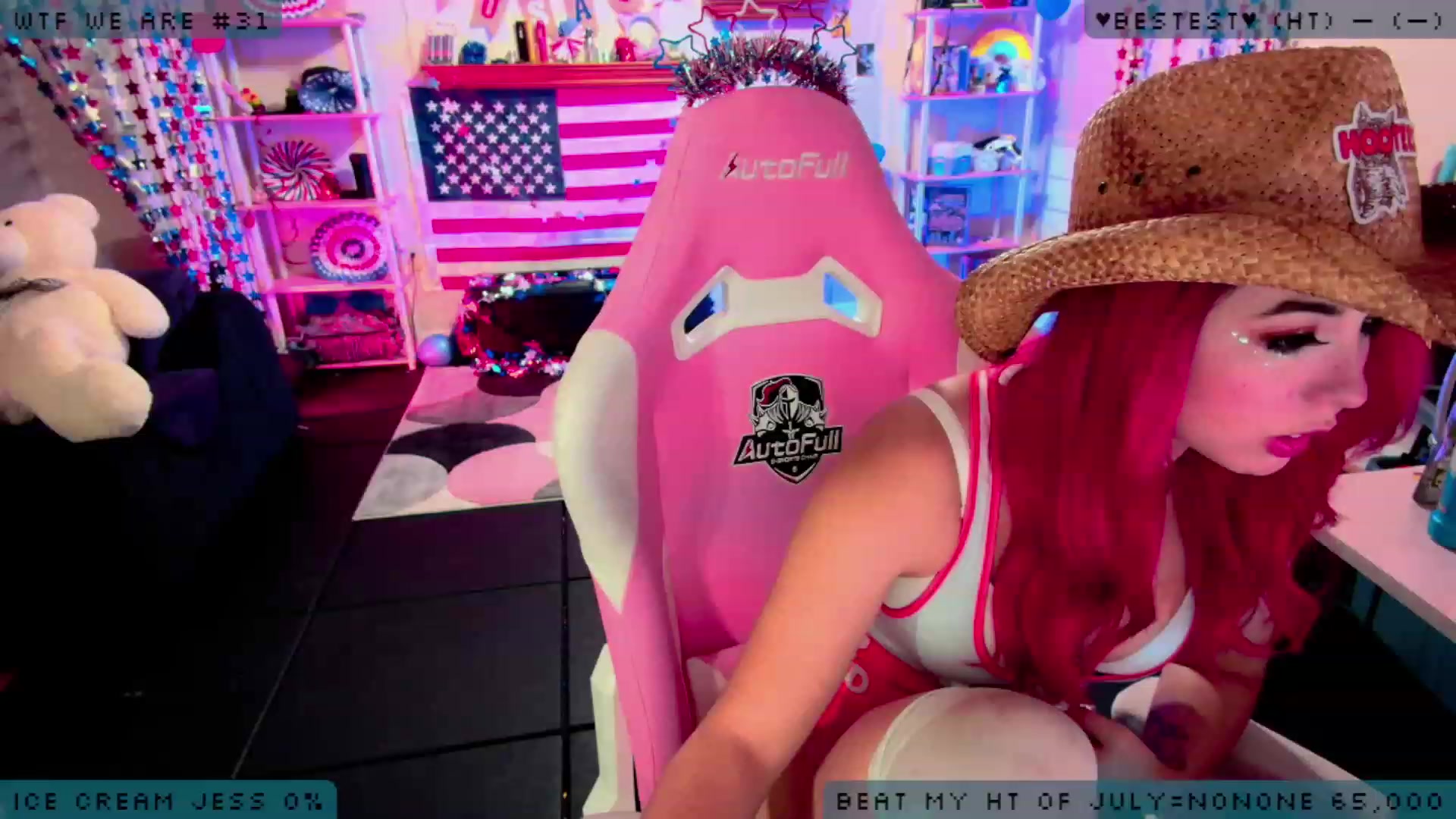 Gallery image thumbnail from JessWhitmore's myfreecams stream on, 07/17/2023, 05:25 image 4 of 20