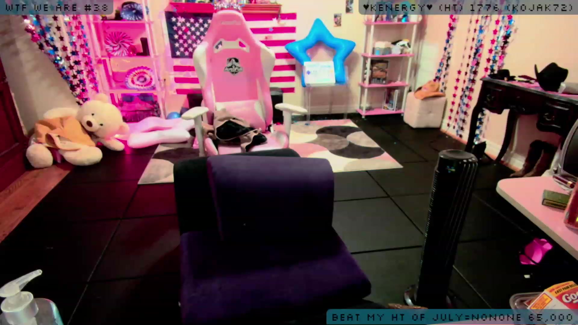 Gallery image thumbnail from JessWhitmore's myfreecams stream on, 07/25/2023, 07:11 image 13 of 20