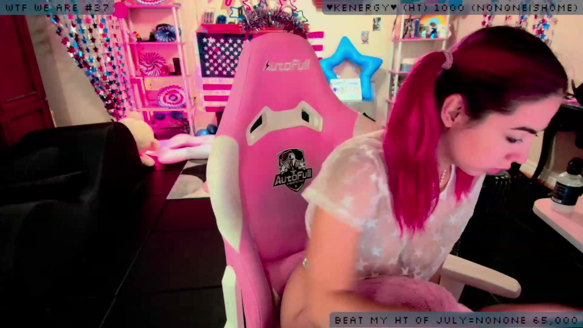 Gallery image thumbnail from JessWhitmore's myfreecams stream on, 07/26/2023, 15:14 image 15 of 20