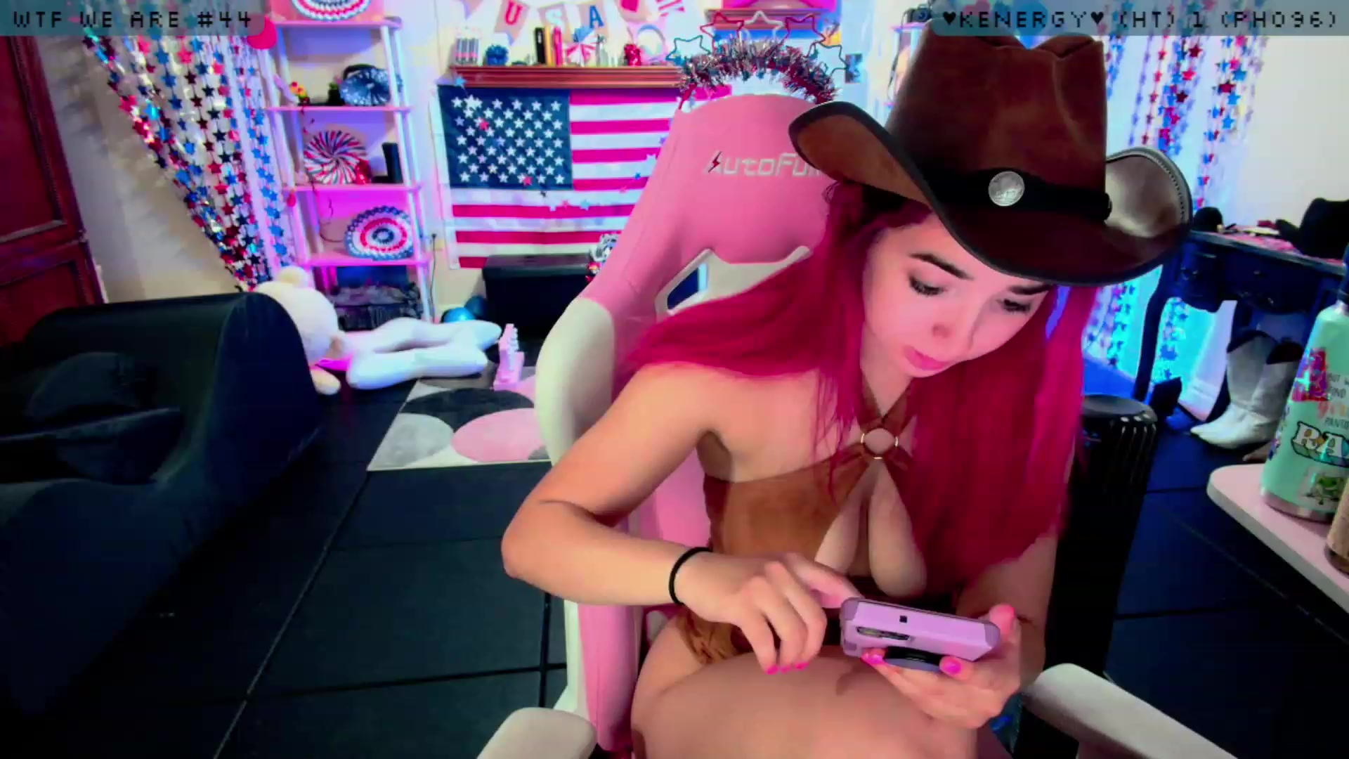 Gallery image thumbnail from JessWhitmore's myfreecams stream on, 08/01/2023, 04:26 image 11 of 20