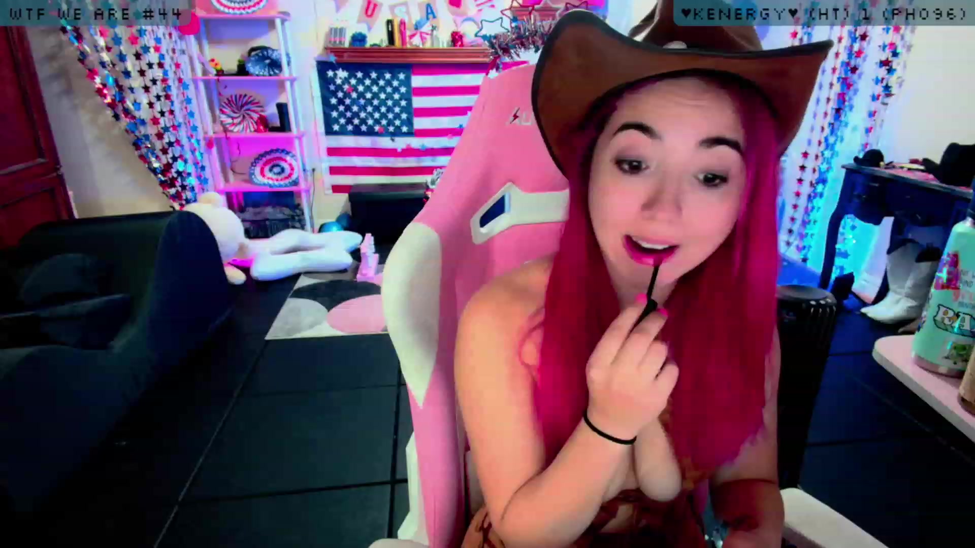 Gallery image thumbnail from JessWhitmore's myfreecams stream on, 08/01/2023, 04:26 image 13 of 20