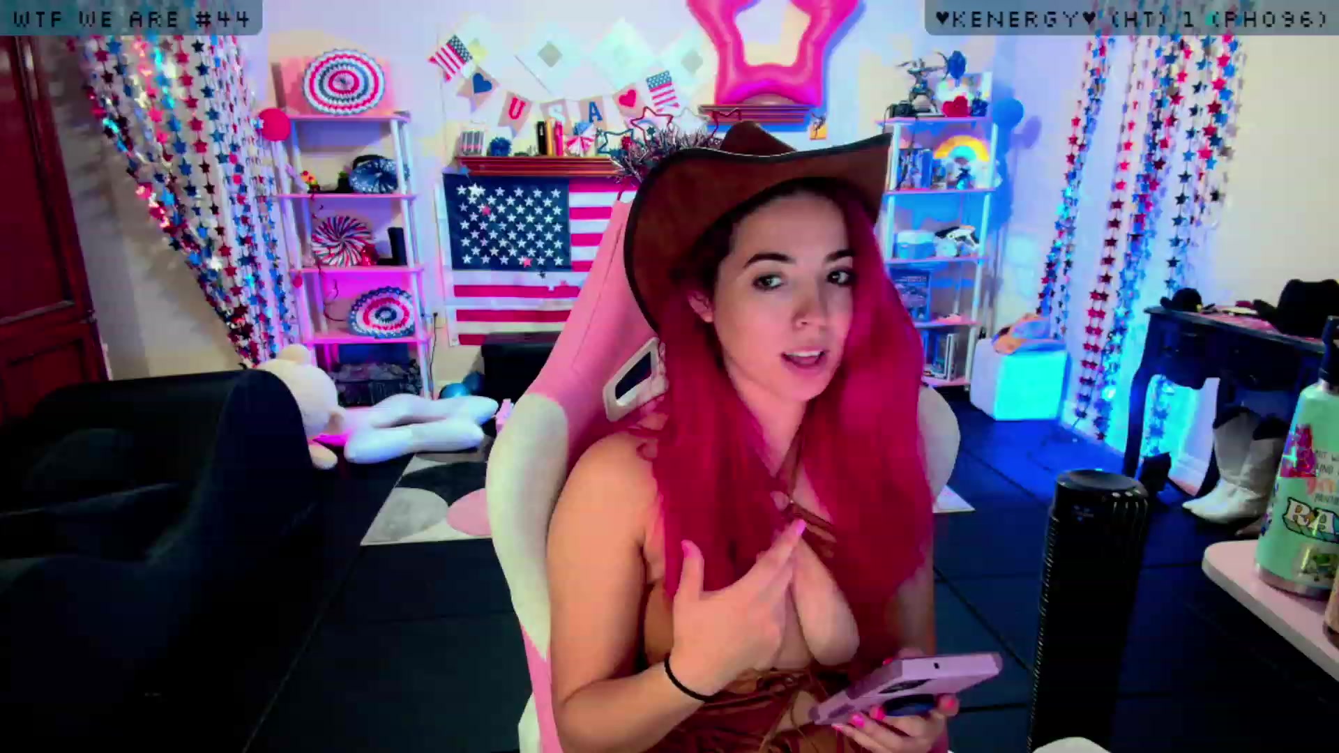 Gallery image thumbnail from JessWhitmore's myfreecams stream on, 08/01/2023, 04:26 image 4 of 20