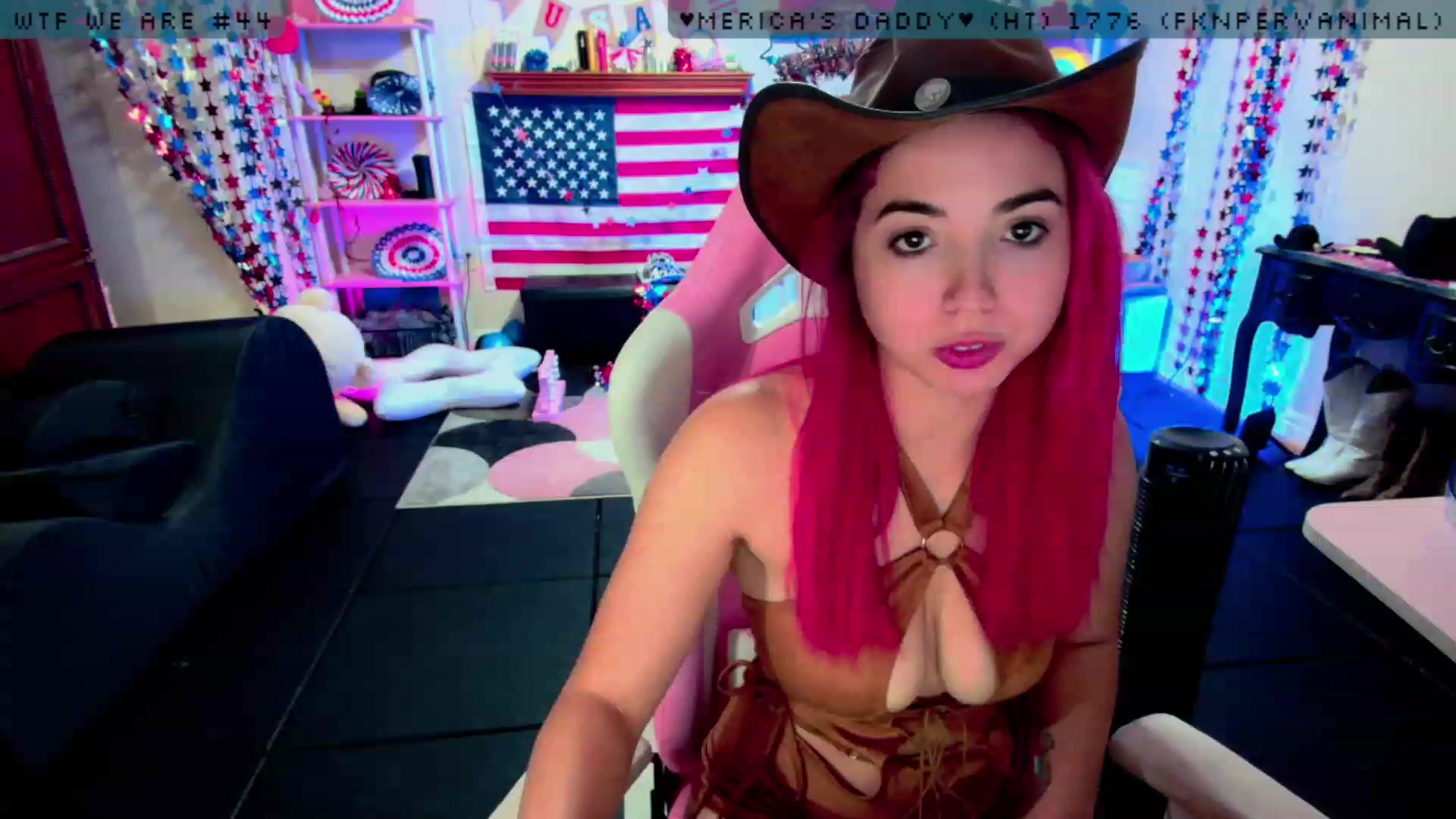 Gallery image thumbnail from JessWhitmore's myfreecams stream on, 08/01/2023, 06:21 image 1 of 20