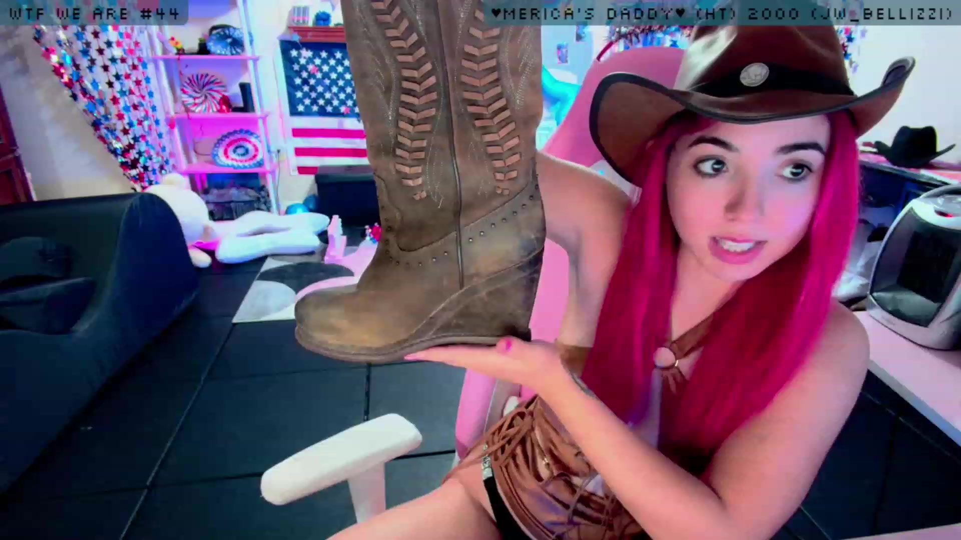 Gallery image thumbnail from JessWhitmore's myfreecams stream on, 08/01/2023, 06:21 image 19 of 20