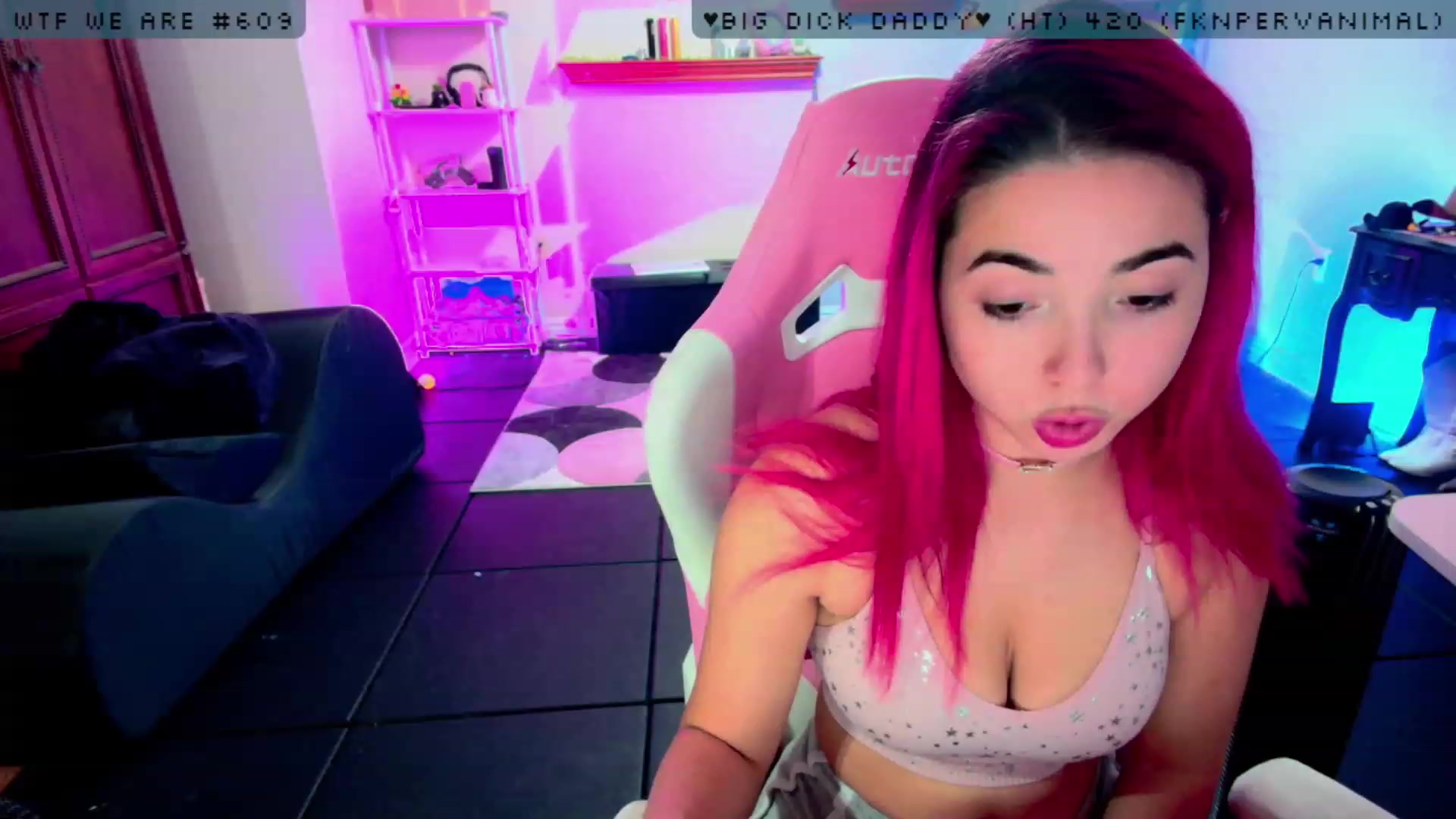 Gallery image thumbnail from JessWhitmore's myfreecams stream on, 08/03/2023, 05:43 image 9 of 20